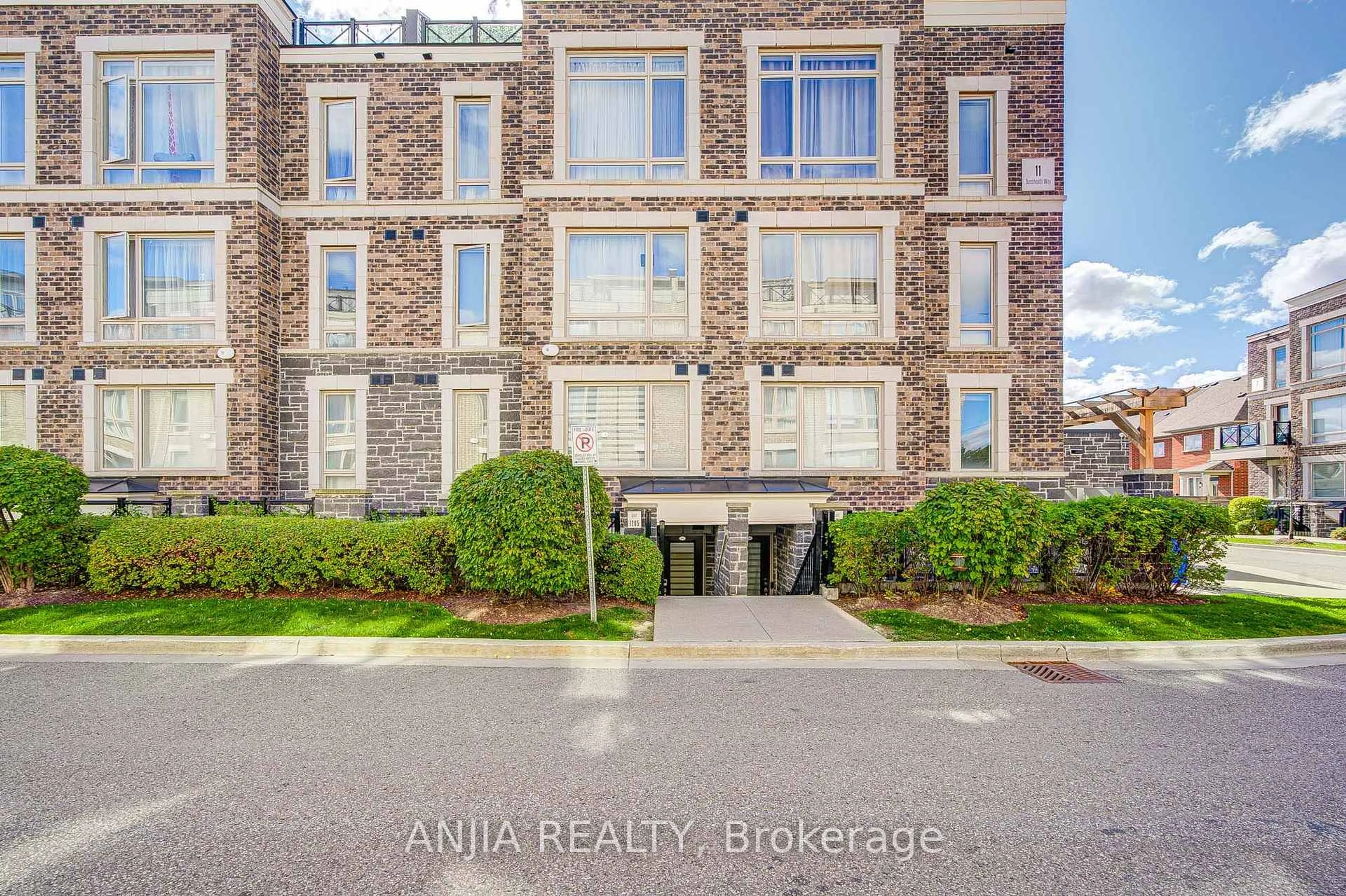 A pic from outside/outdoor area/front of a property/back of a property/a pic from drone, building for 11 Dunsheath Way #1205, Markham Ontario L6B 1N3