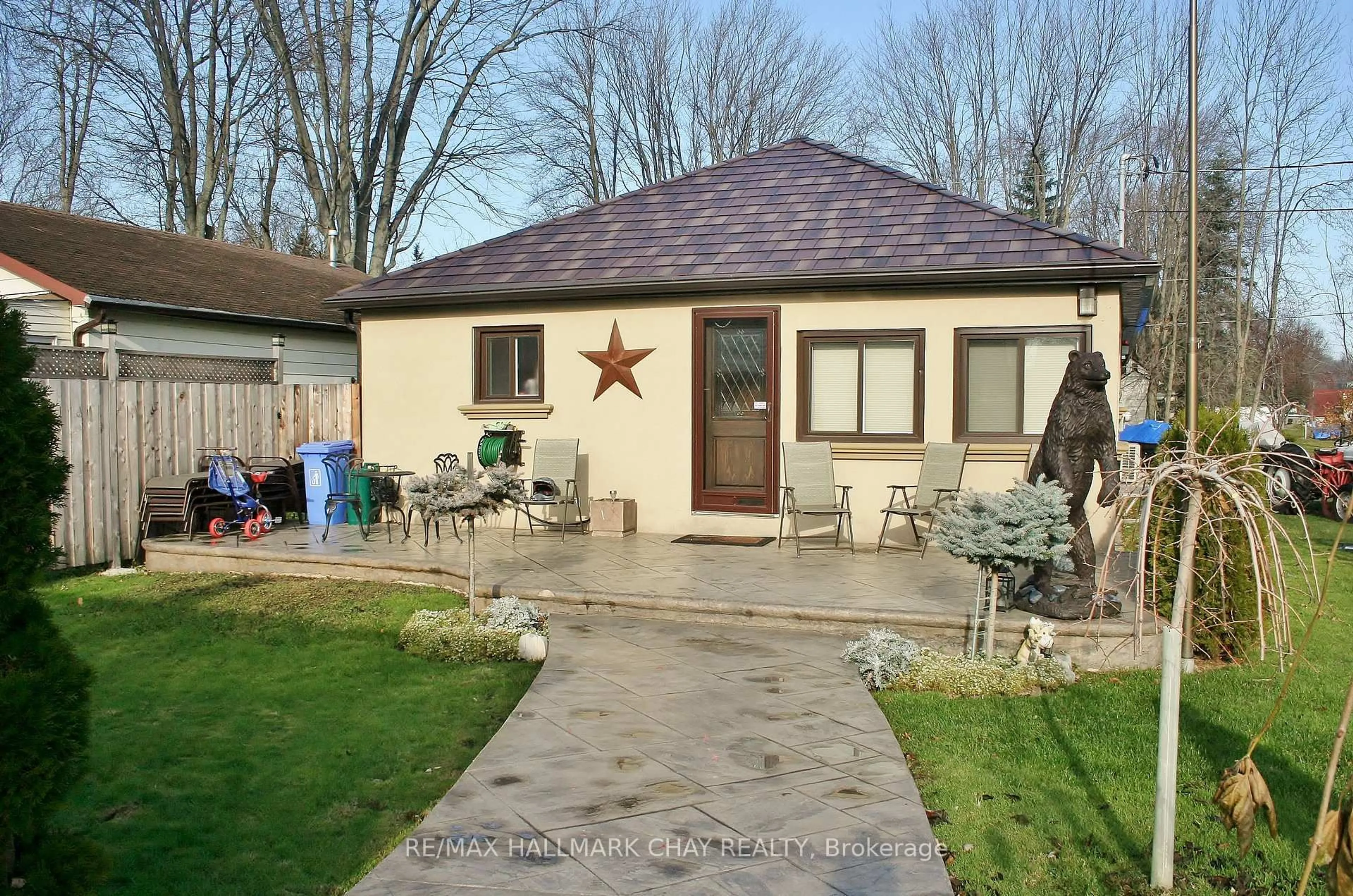 Unknown for 1099 Poplar Dr, Innisfil Ontario L0L 1R0