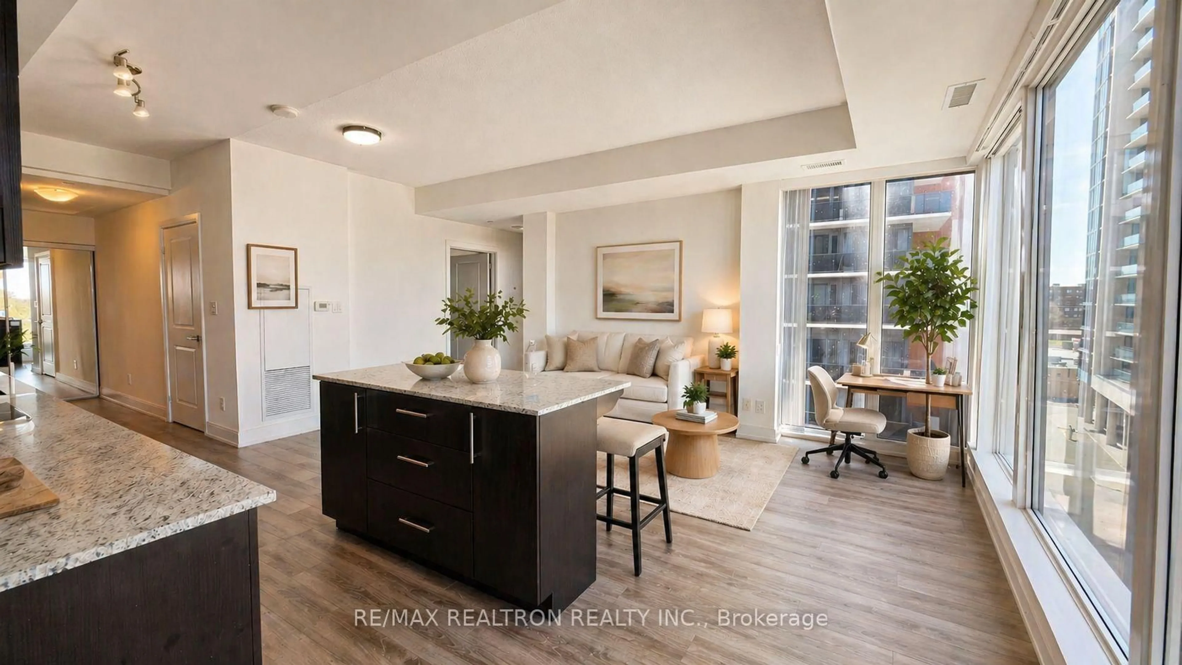 Open concept kitchen, unknown for 9608 Yonge St #606, Richmond Hill Ontario L4C 0X4