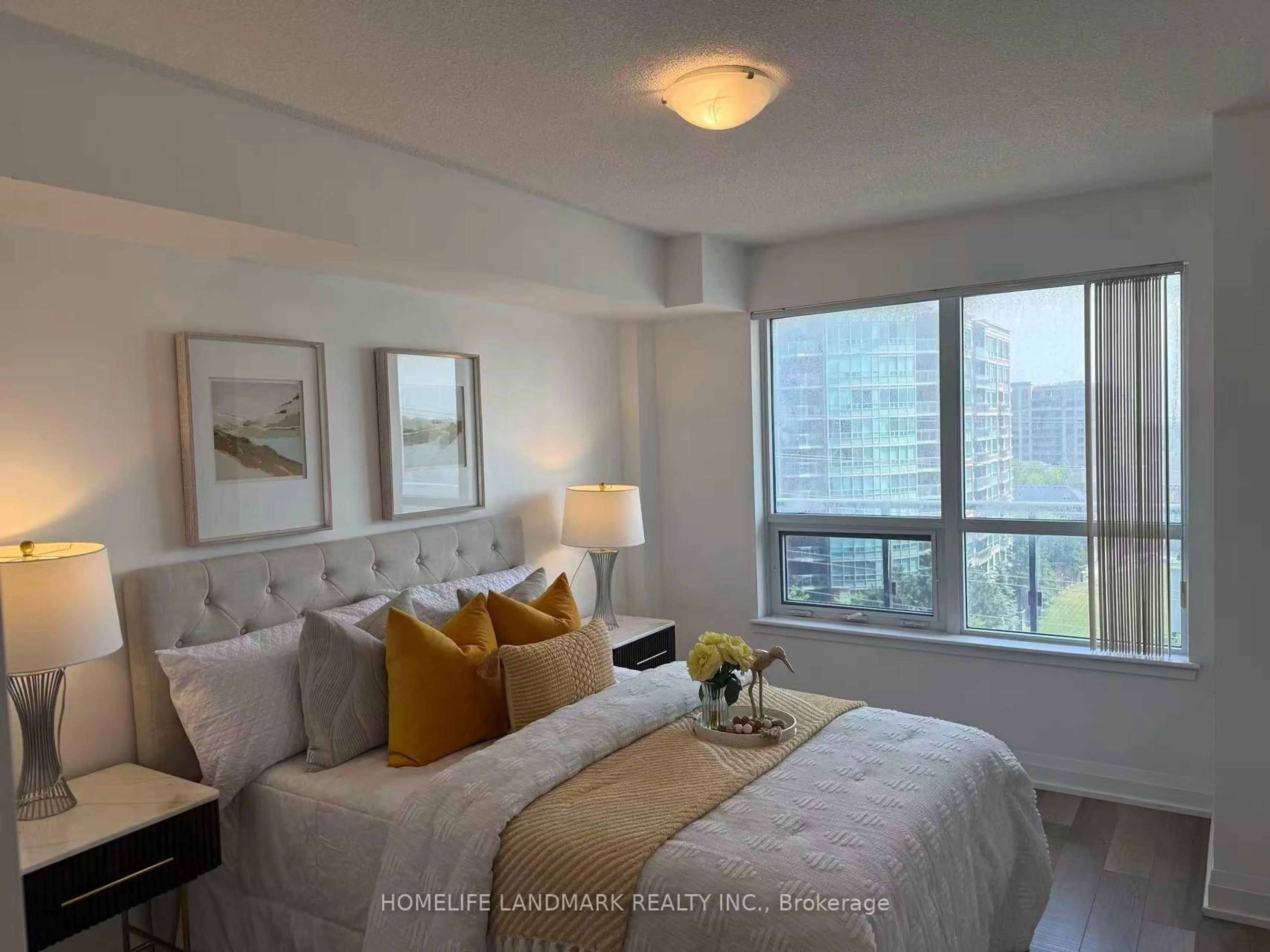 A pic of a room for 372 Highway 7 East Rd #803, Richmond Hill Ontario L4B 0C6