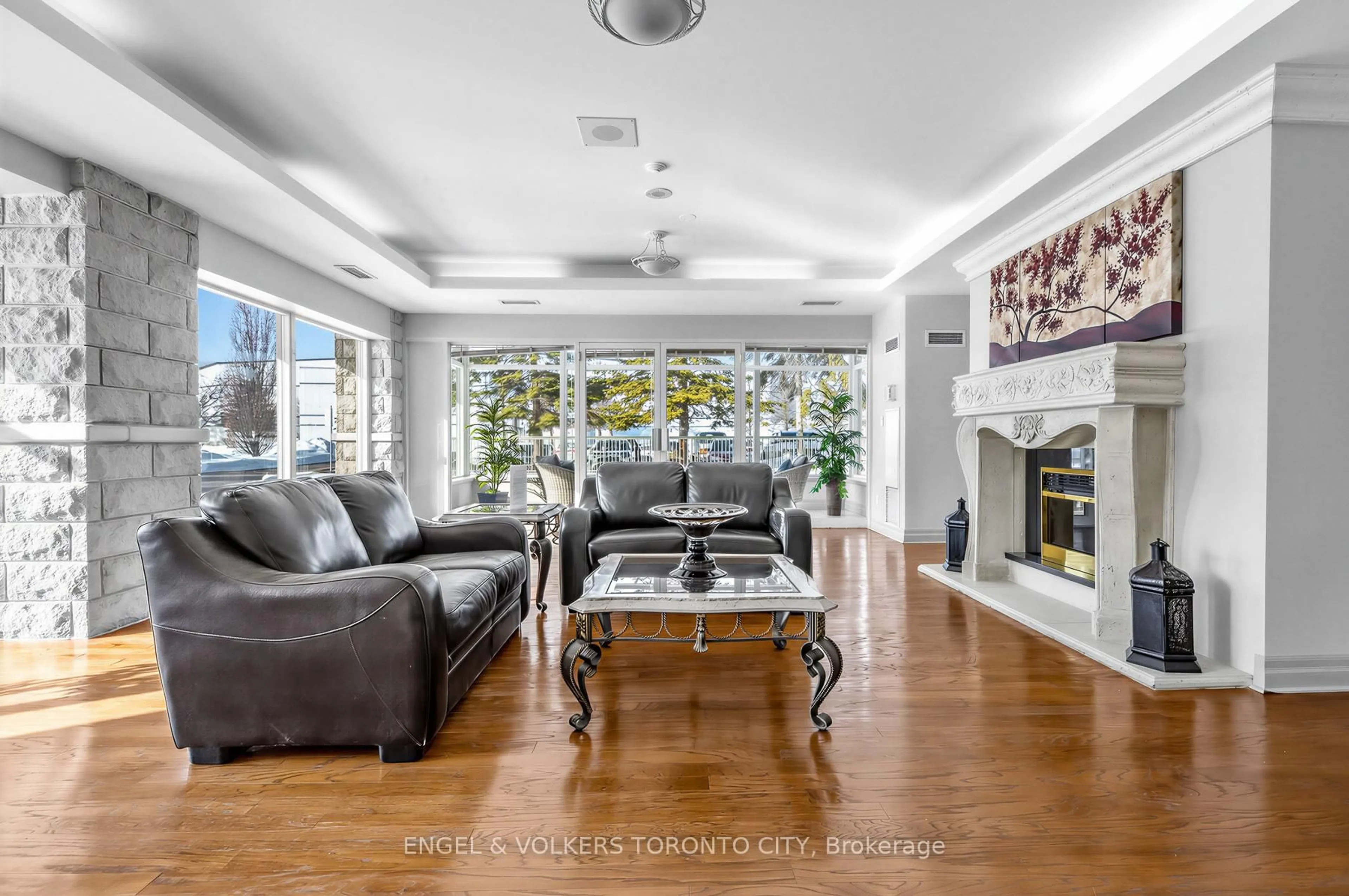Living room with furniture, unknown for 2506 Rutherford Rd #105, Vaughan Ontario L4K 5N4