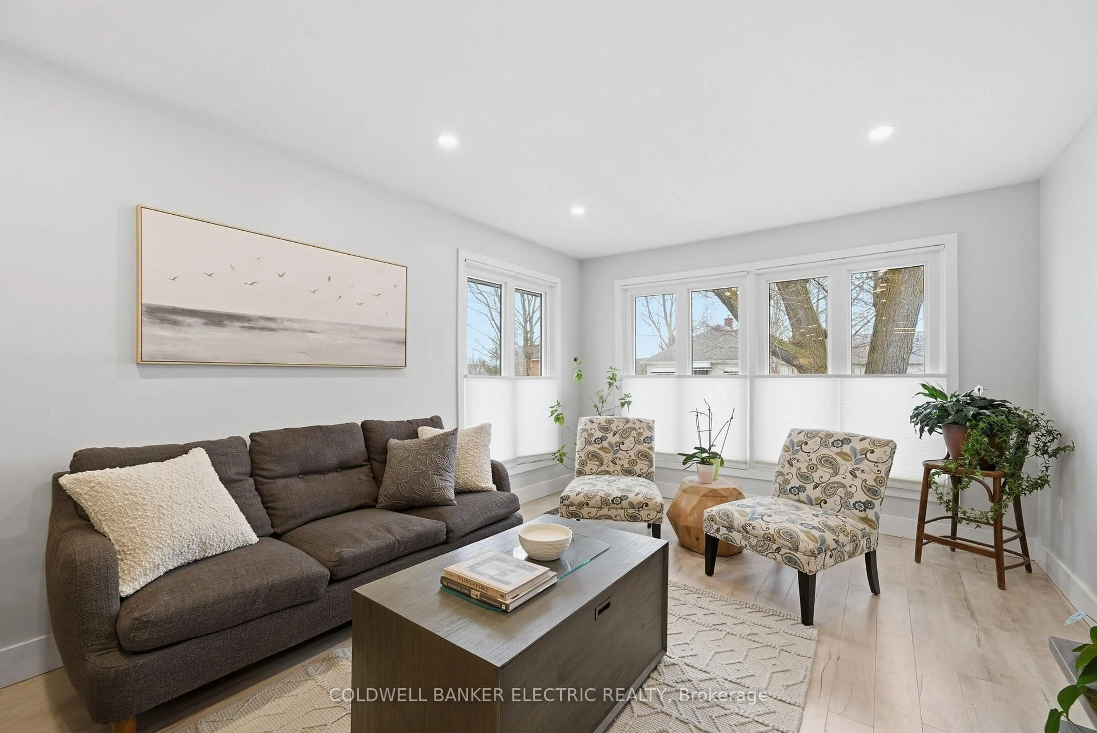 Living room with furniture, unknown for 5 Church St, Brock Ontario L0C 1H0