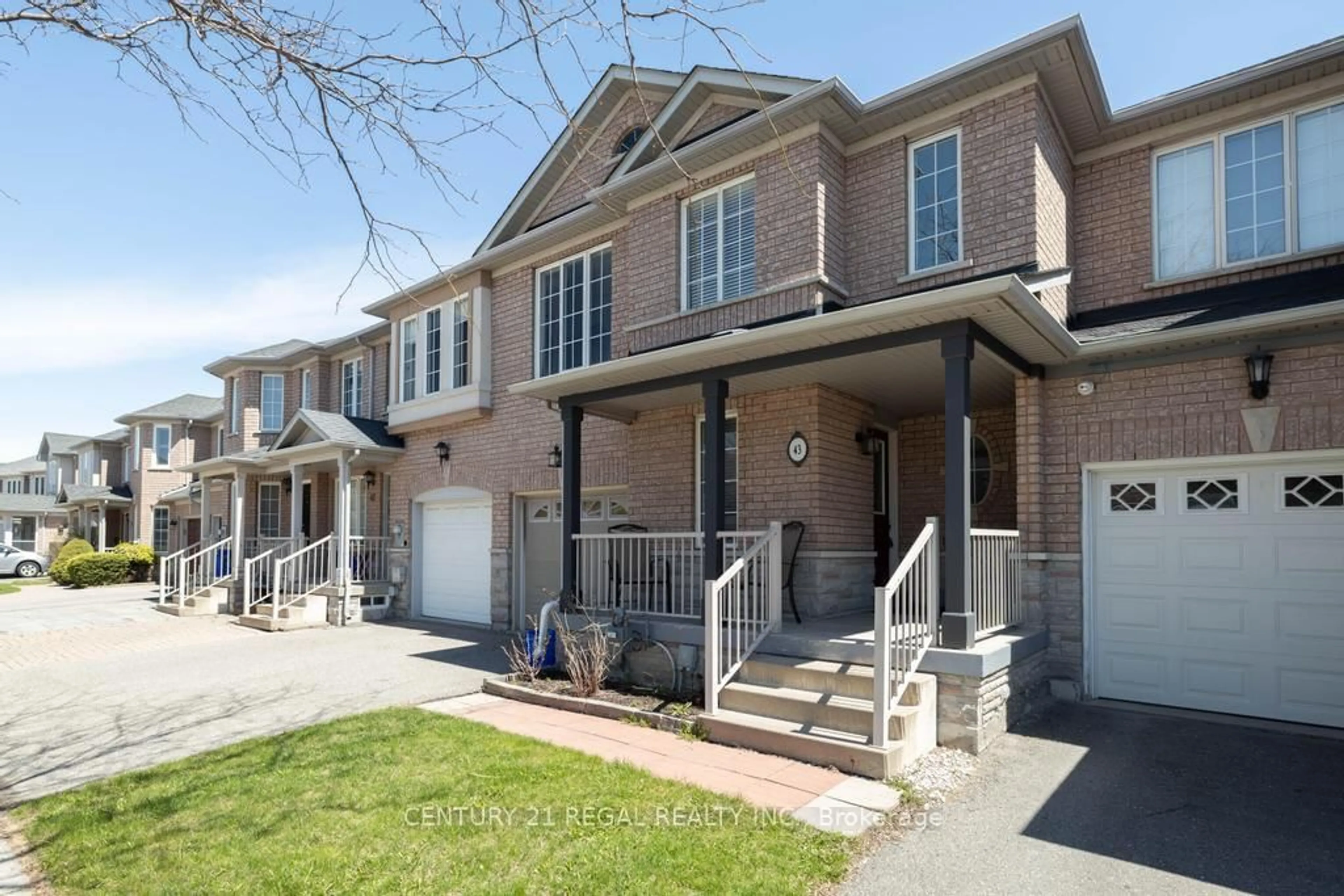 Home with brick exterior material, street for 43 Waterton Cres, Richmond Hill Ontario L4B 4L2