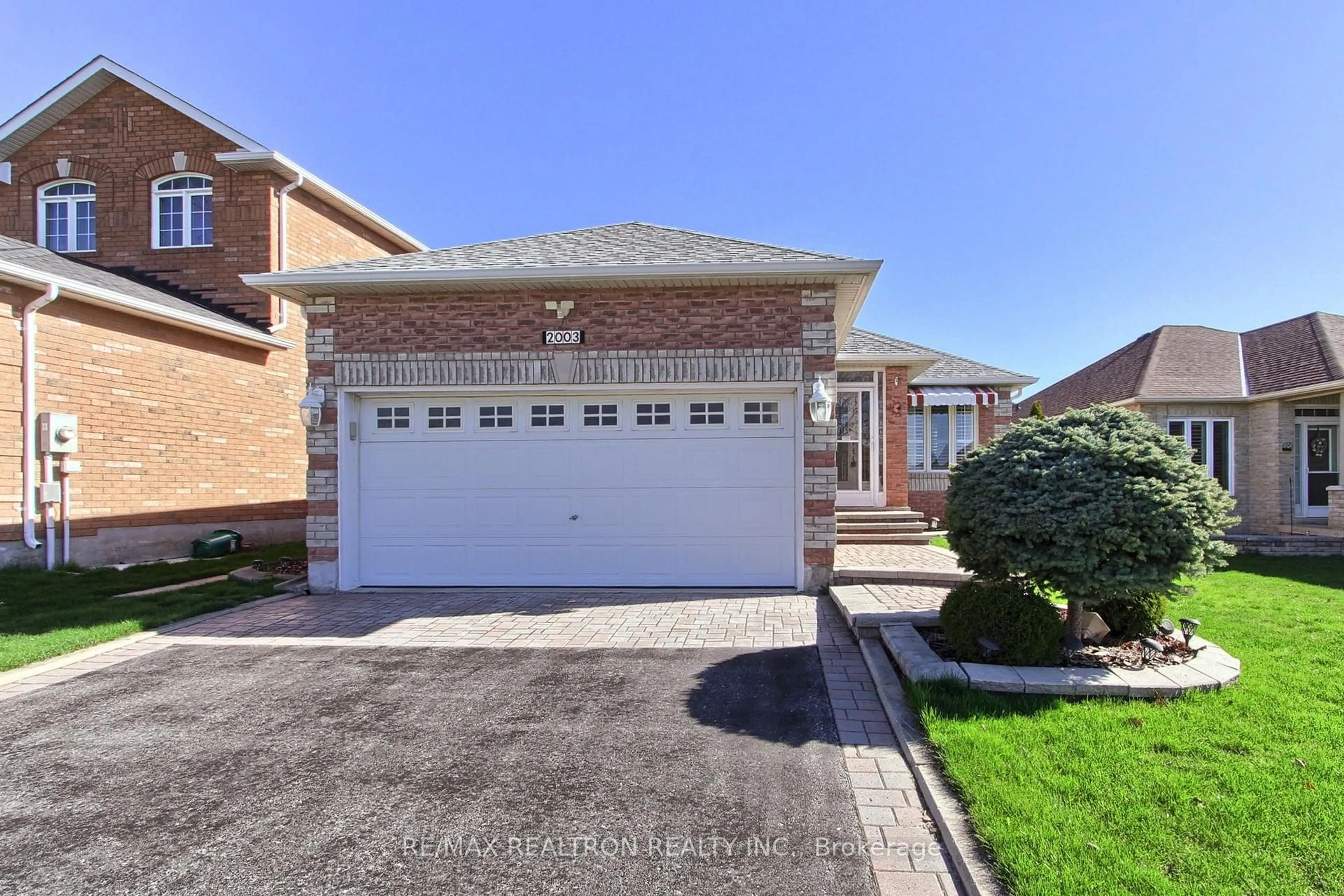 Home with brick exterior material, street for 2003 Webster Blvd, Innisfil Ontario L9S 2A3