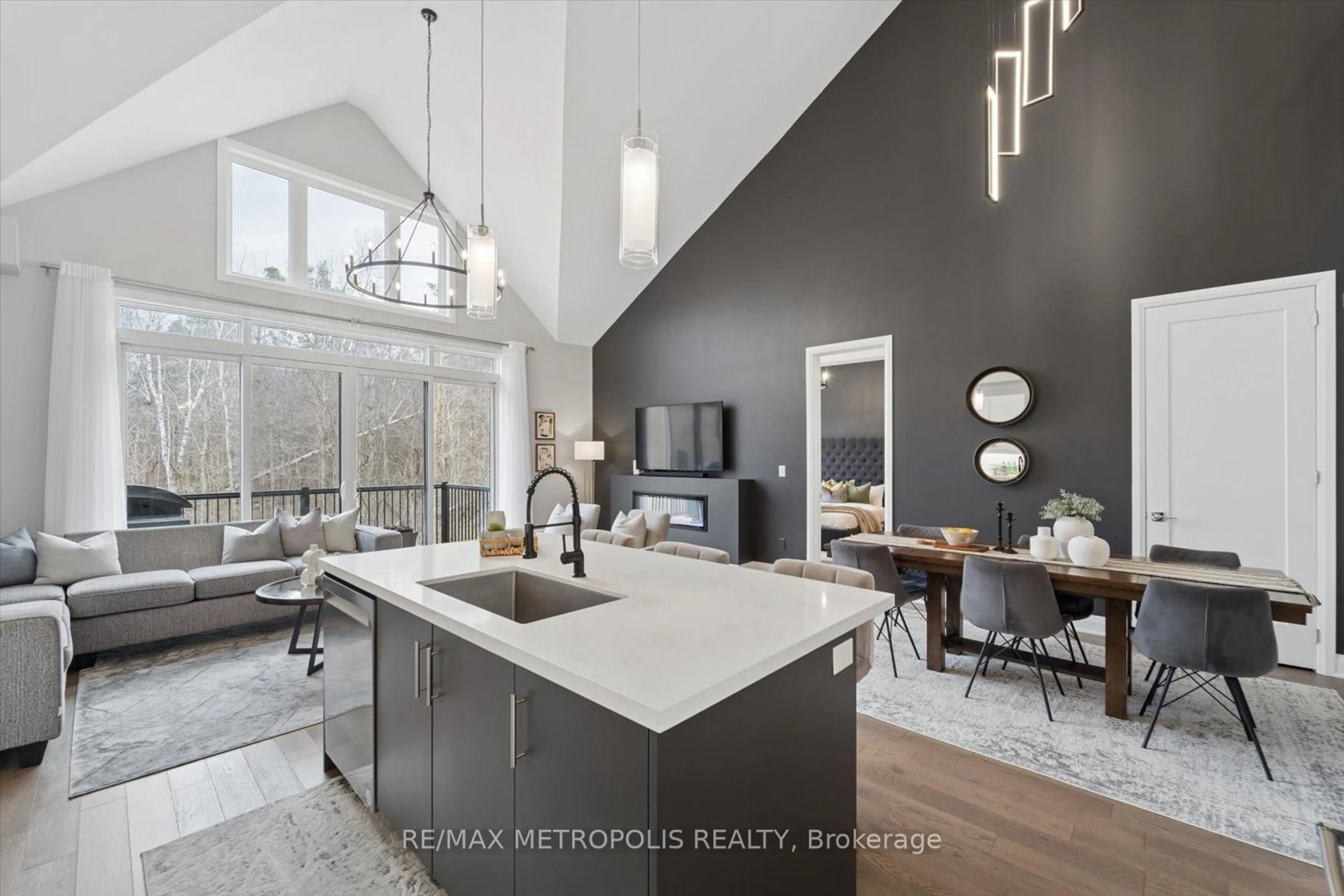 Open concept kitchen, unknown for 19 Vern Robertson Gate, Uxbridge Ontario L9P 0R9