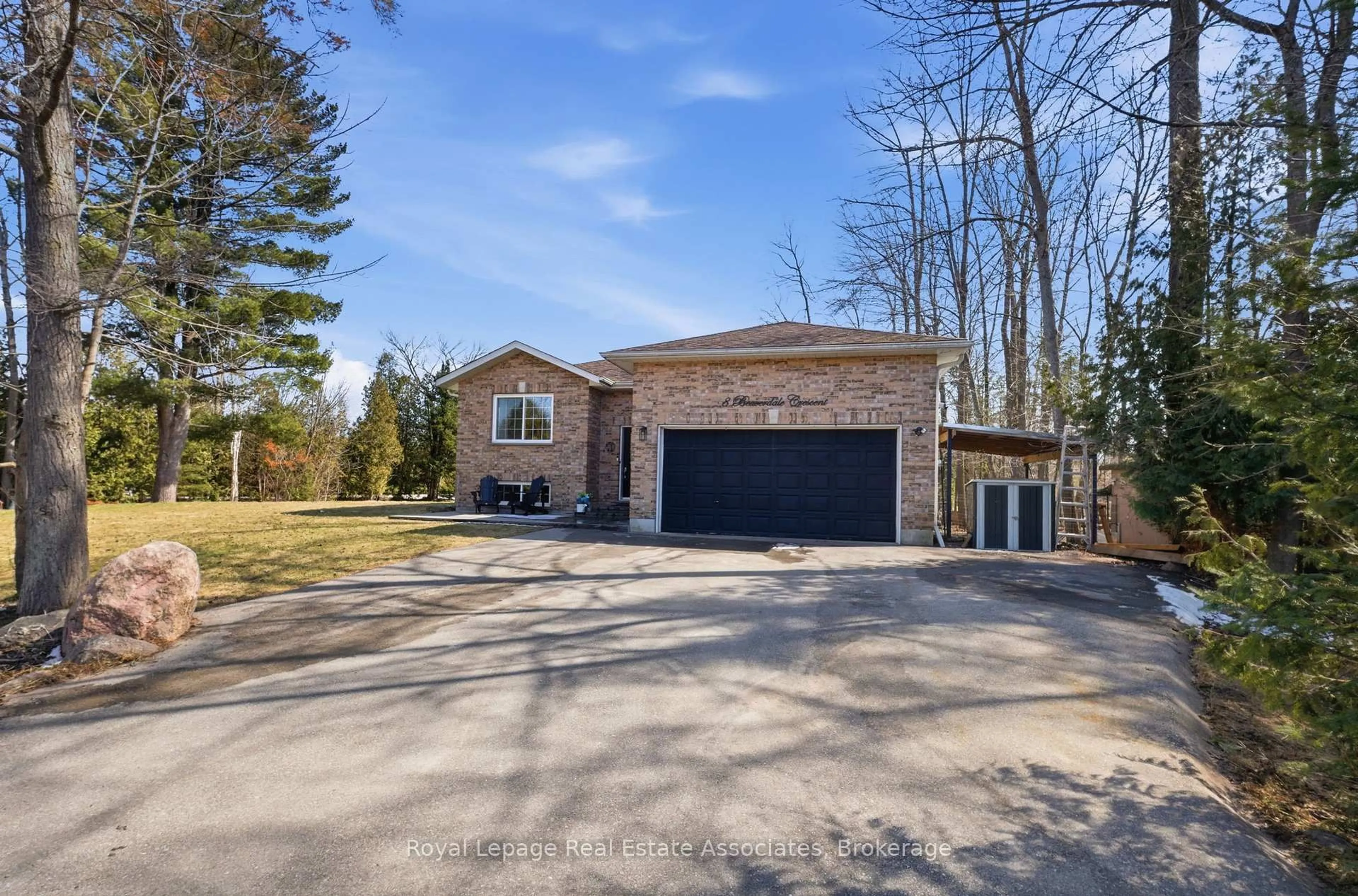 Unknown for 8 Beaverdale Cres, Georgina Ontario L0E 1N0