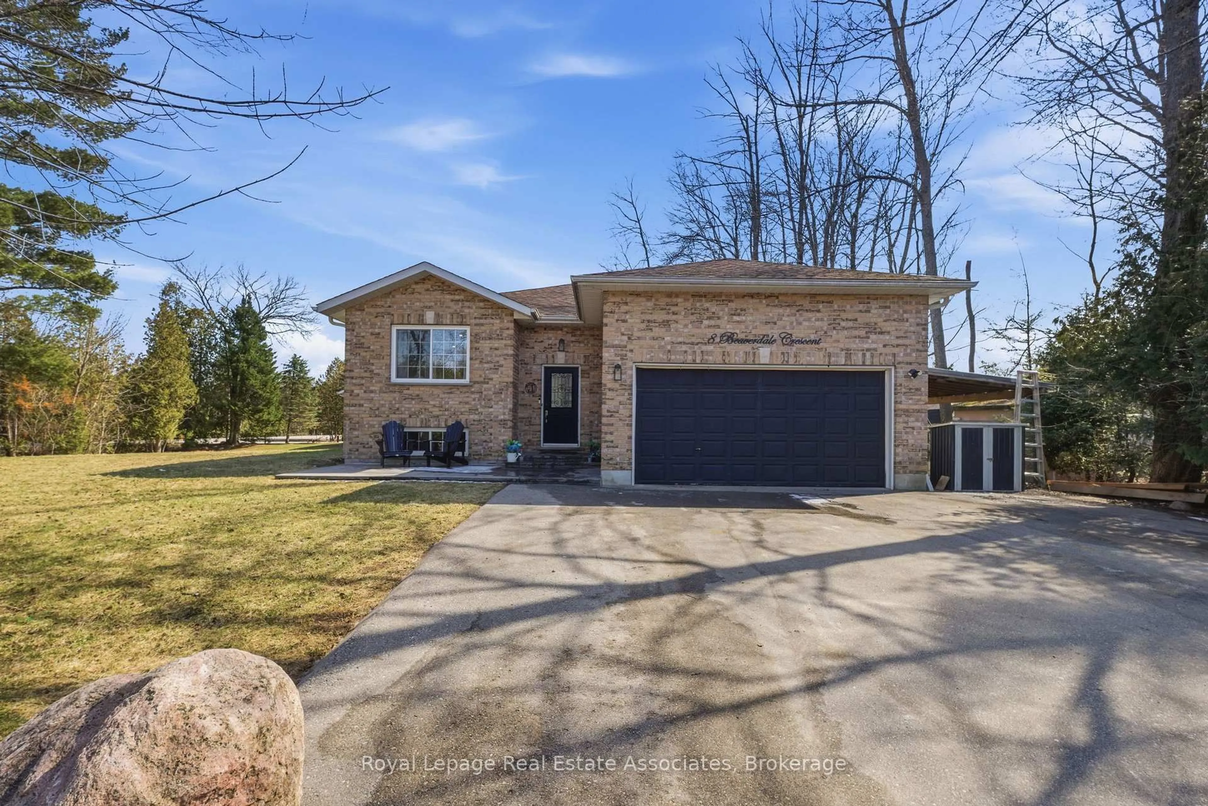 Home with brick exterior material, street for 8 Beaverdale Cres, Georgina Ontario L0E 1N0