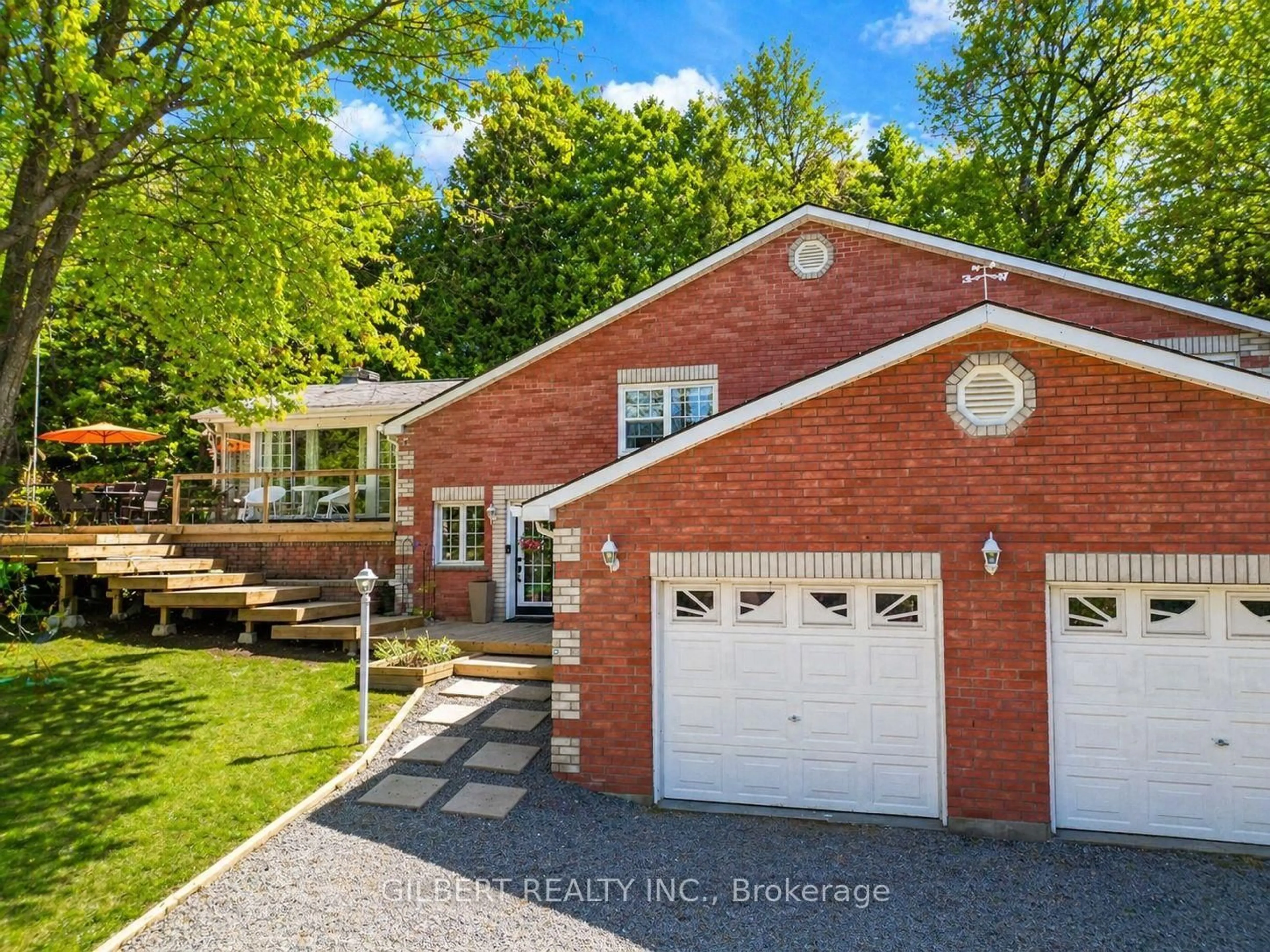 Home with brick exterior material, street for 313 winnifred Dr, Georgina Ontario L4P 3B4