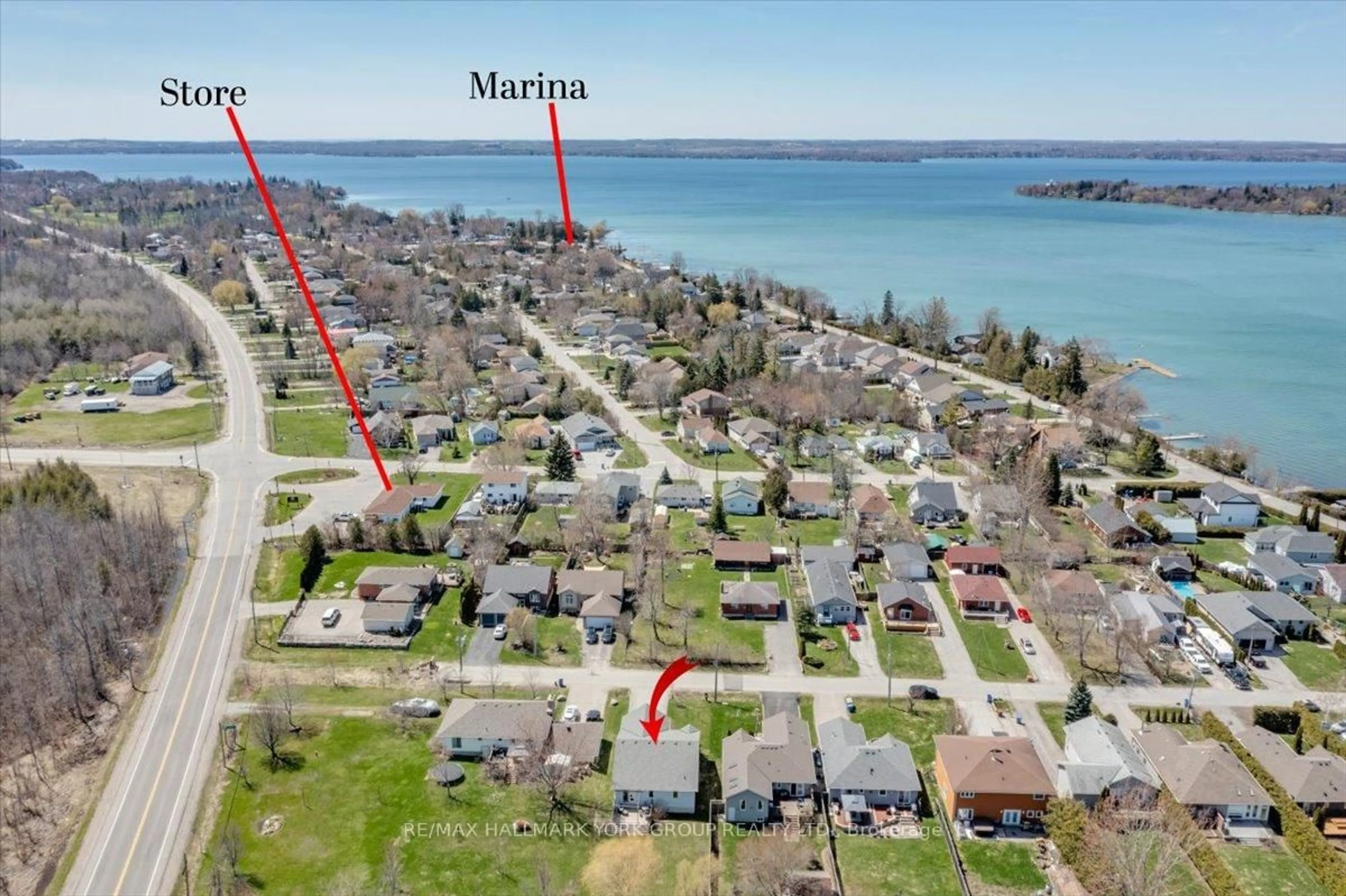 A pic from outside/outdoor area/front of a property/back of a property/a pic from drone, water/lake/river/ocean view for 805 Poplar Ave, Georgina Ontario L4P 3E9