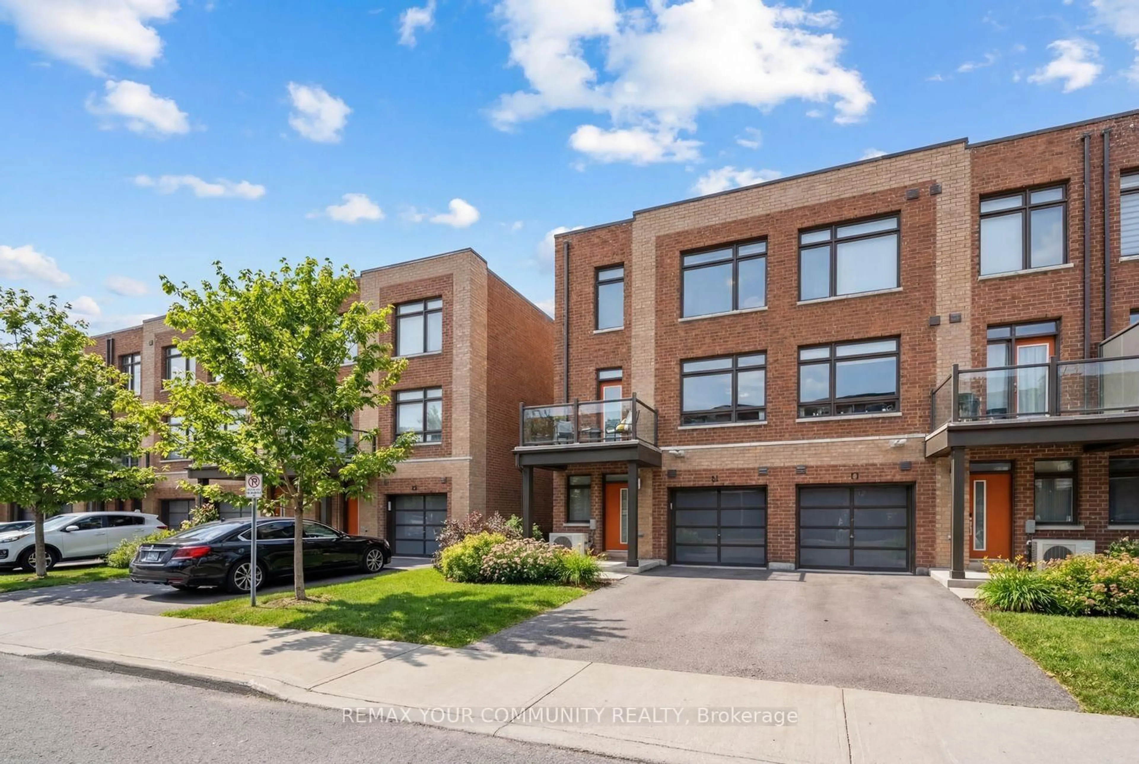Home with brick exterior material, street for 21 Hearne St, Vaughan Ontario L4L 0L9