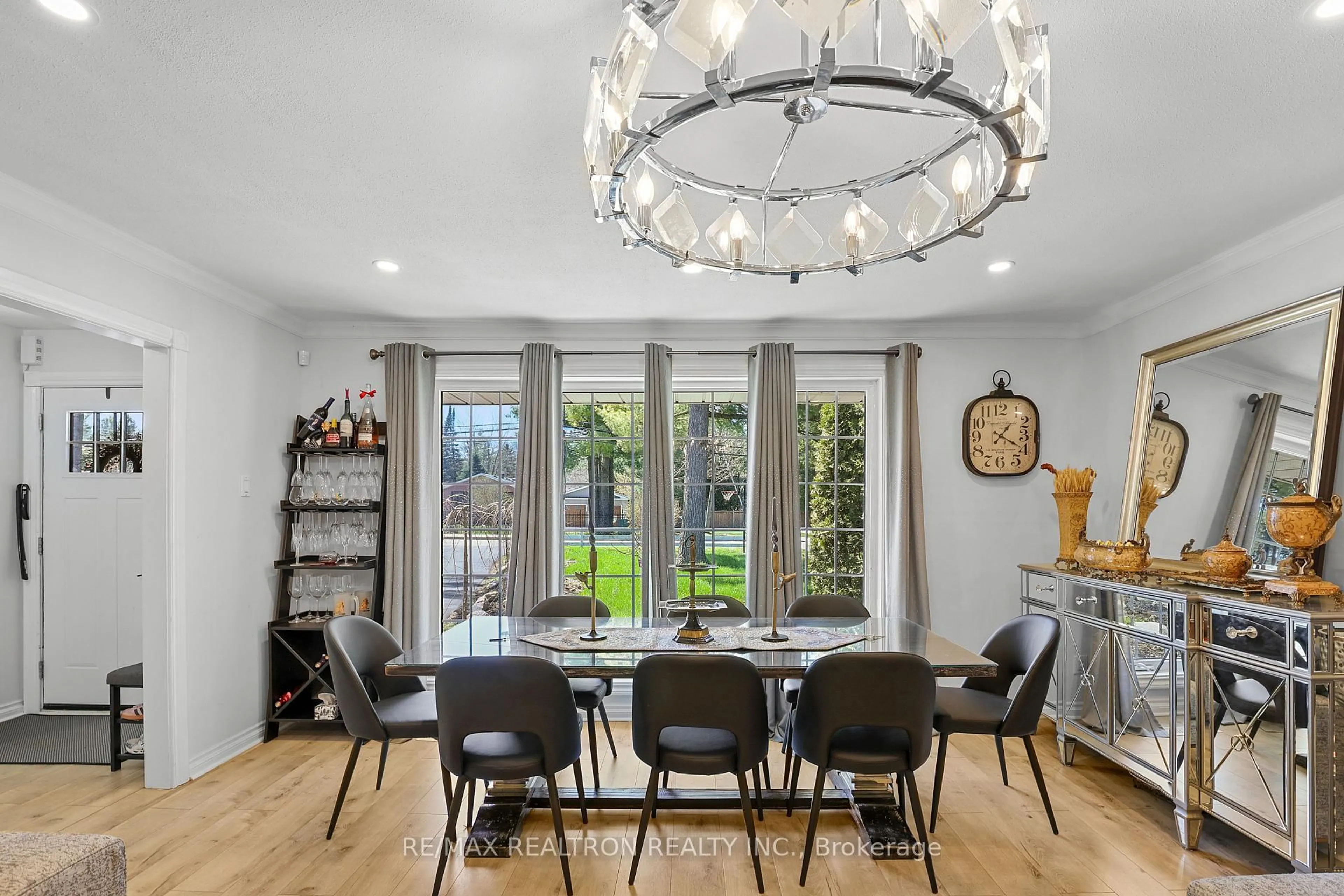 Dining room, unknown for 151 Sand Rd, East Gwillimbury Ontario L9N 1J2