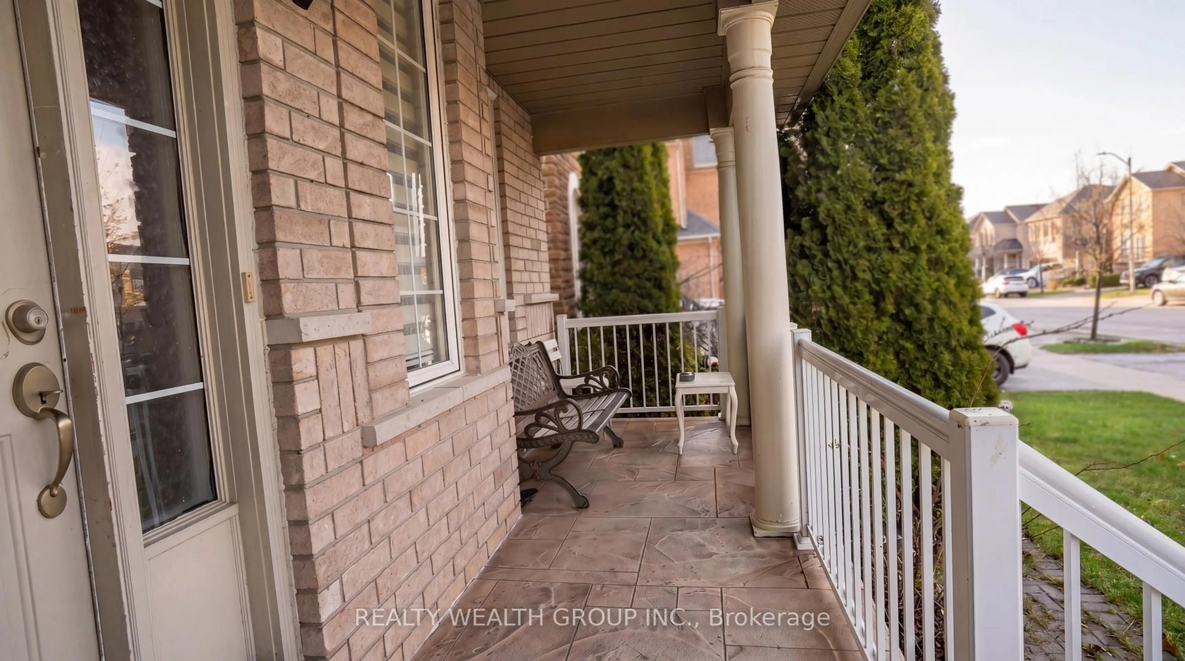 Balcony in the apartment, street for 212 Vellore Woods Blvd, Vaughan Ontario L4H 1Y5