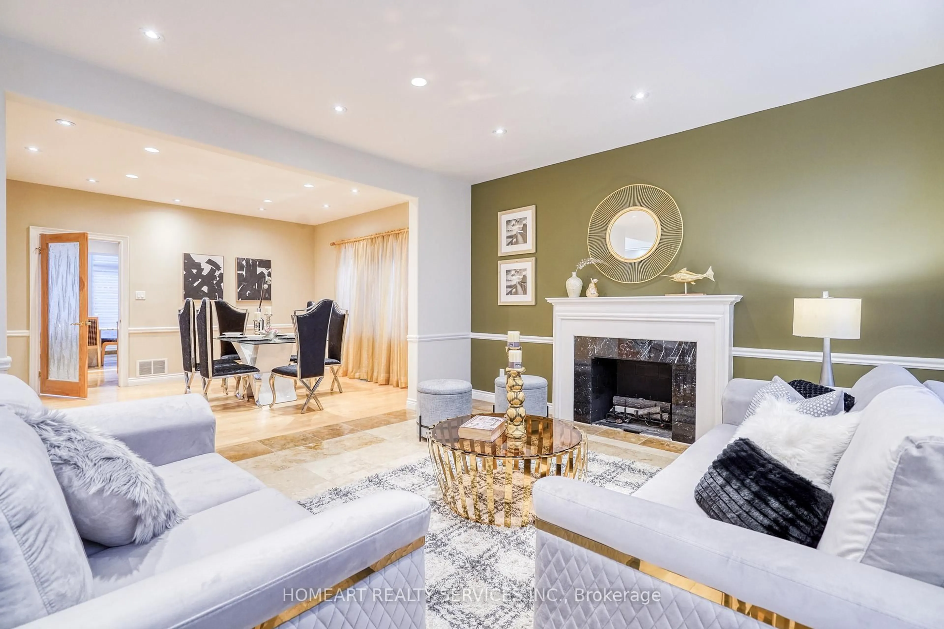 Living room with furniture, unknown for 69 Ava Cres, Richmond Hill Ontario L4B 2X5
