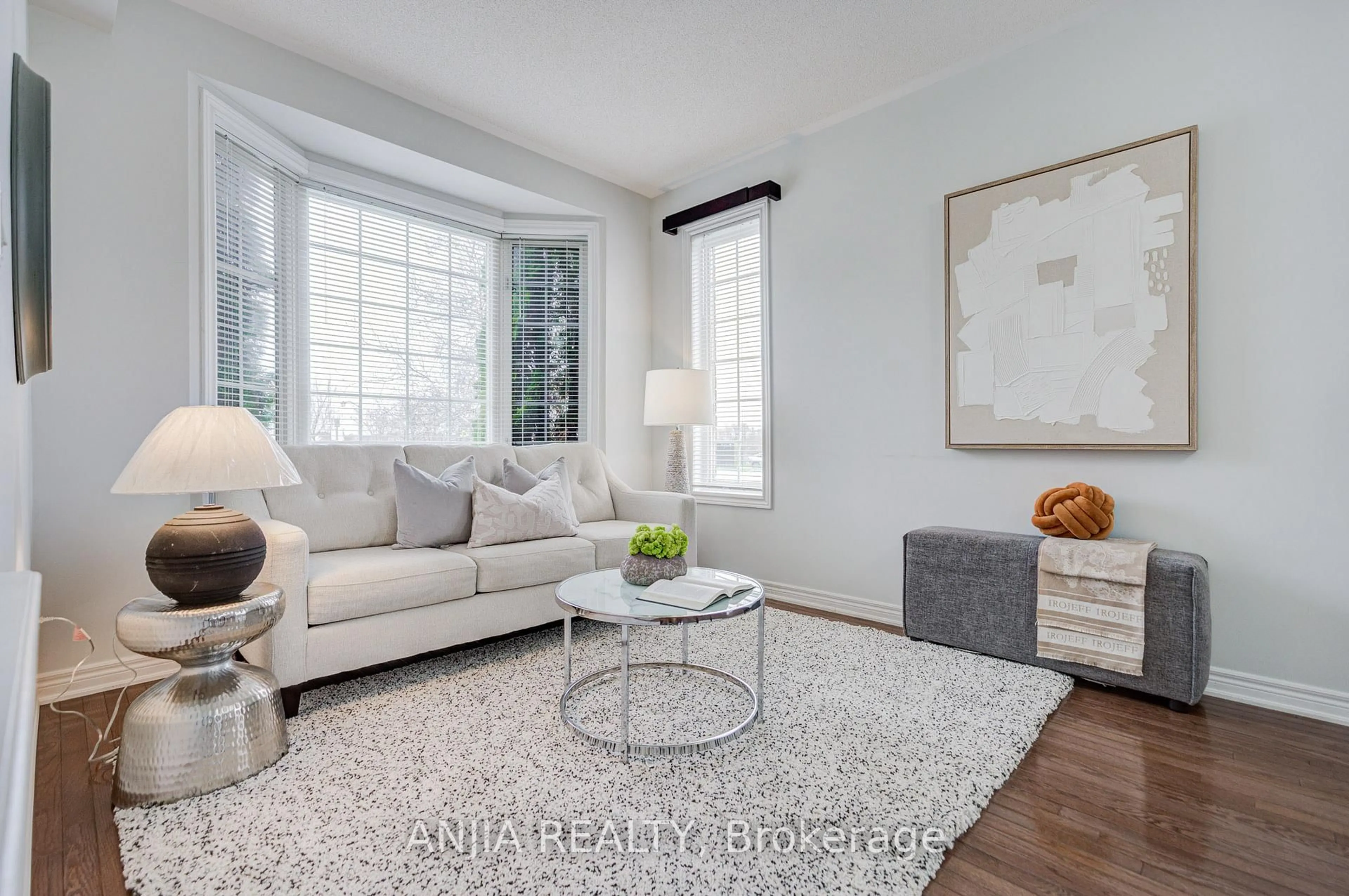 Living room with furniture, unknown for 81 Appleview Rd, Markham Ontario L6E 2G3