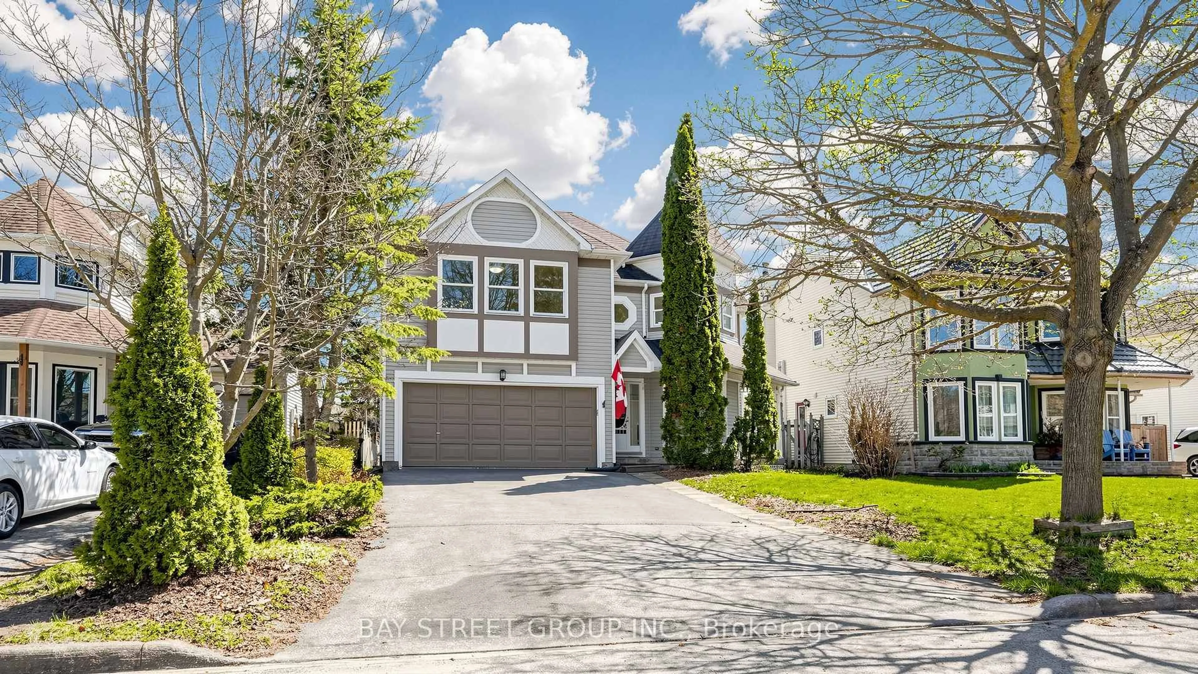 Unknown for 985 Linden St, Innisfil Ontario L9S 1W4