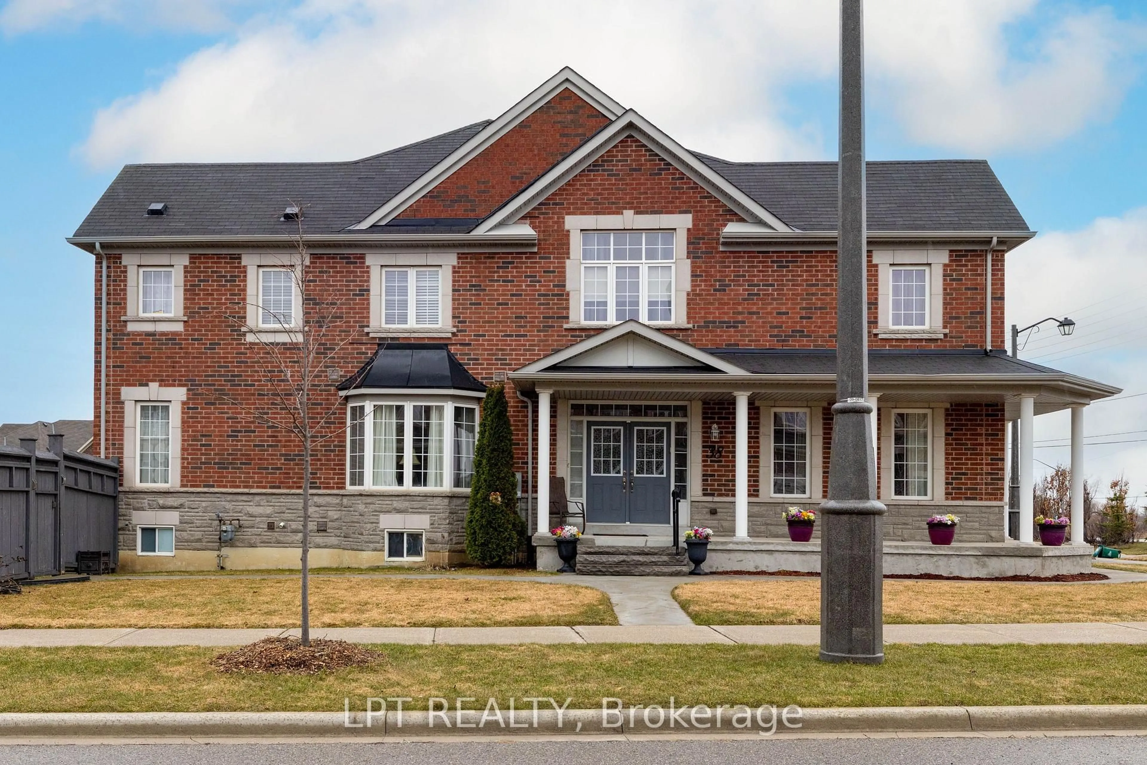 Home with brick exterior material, street for 38 Pacific Rim Crt, Richmond Hill Ontario L4E 0W8