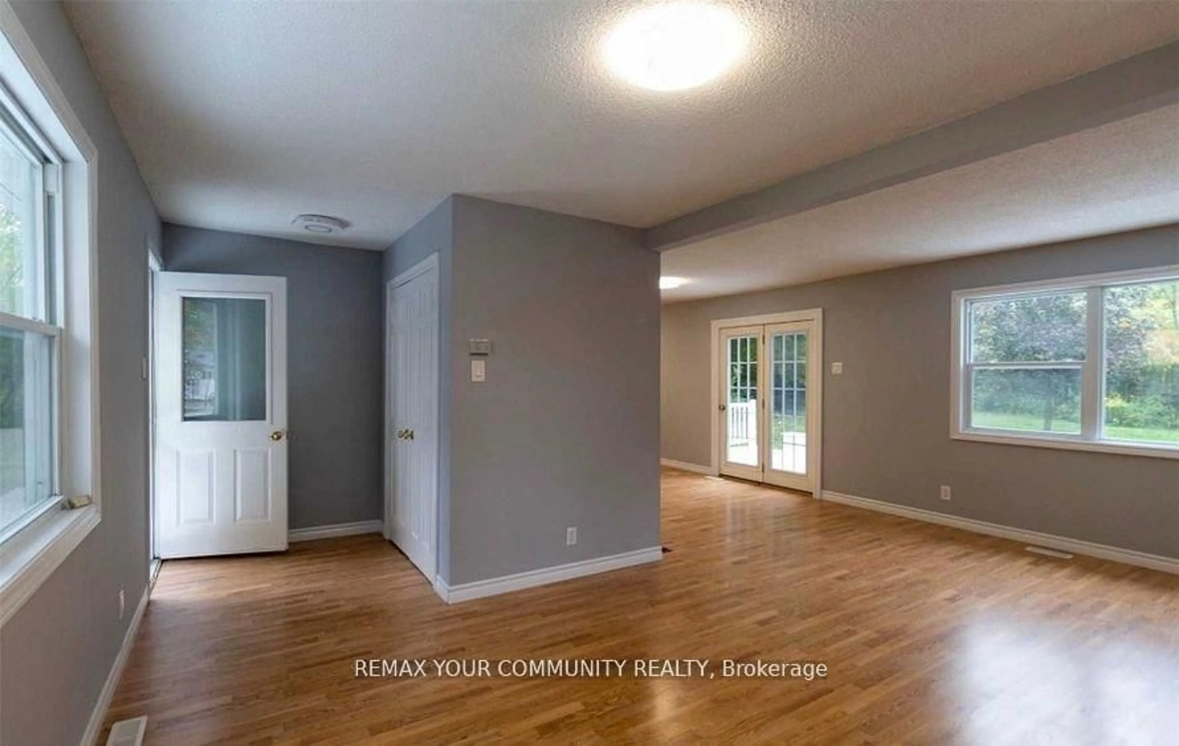 A pic of a room for 781 Edward St, Innisfil Ontario L9S 2S2