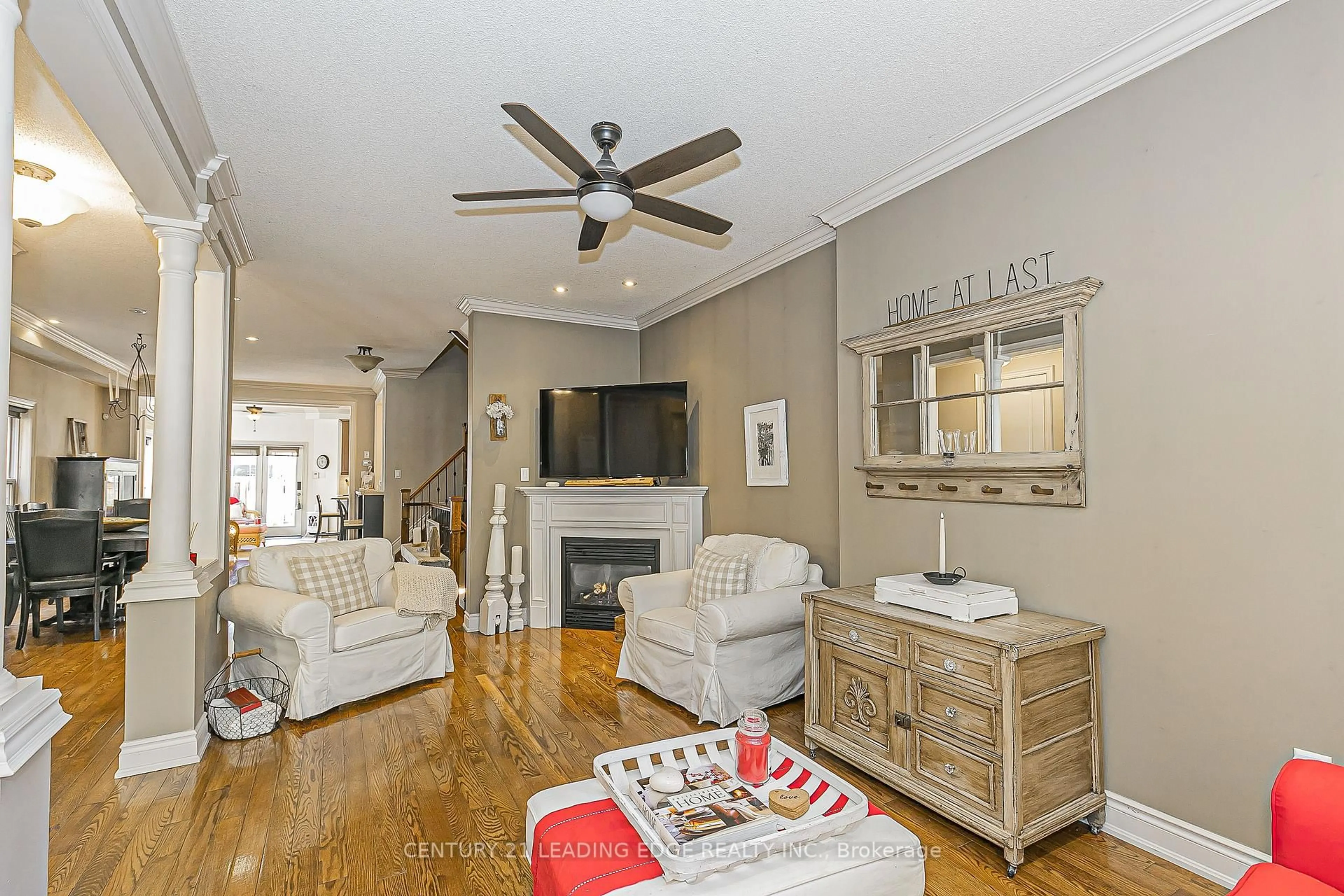 Living room with furniture, unknown for 34A WASHINGTON St, Markham Ontario L3P 2R5