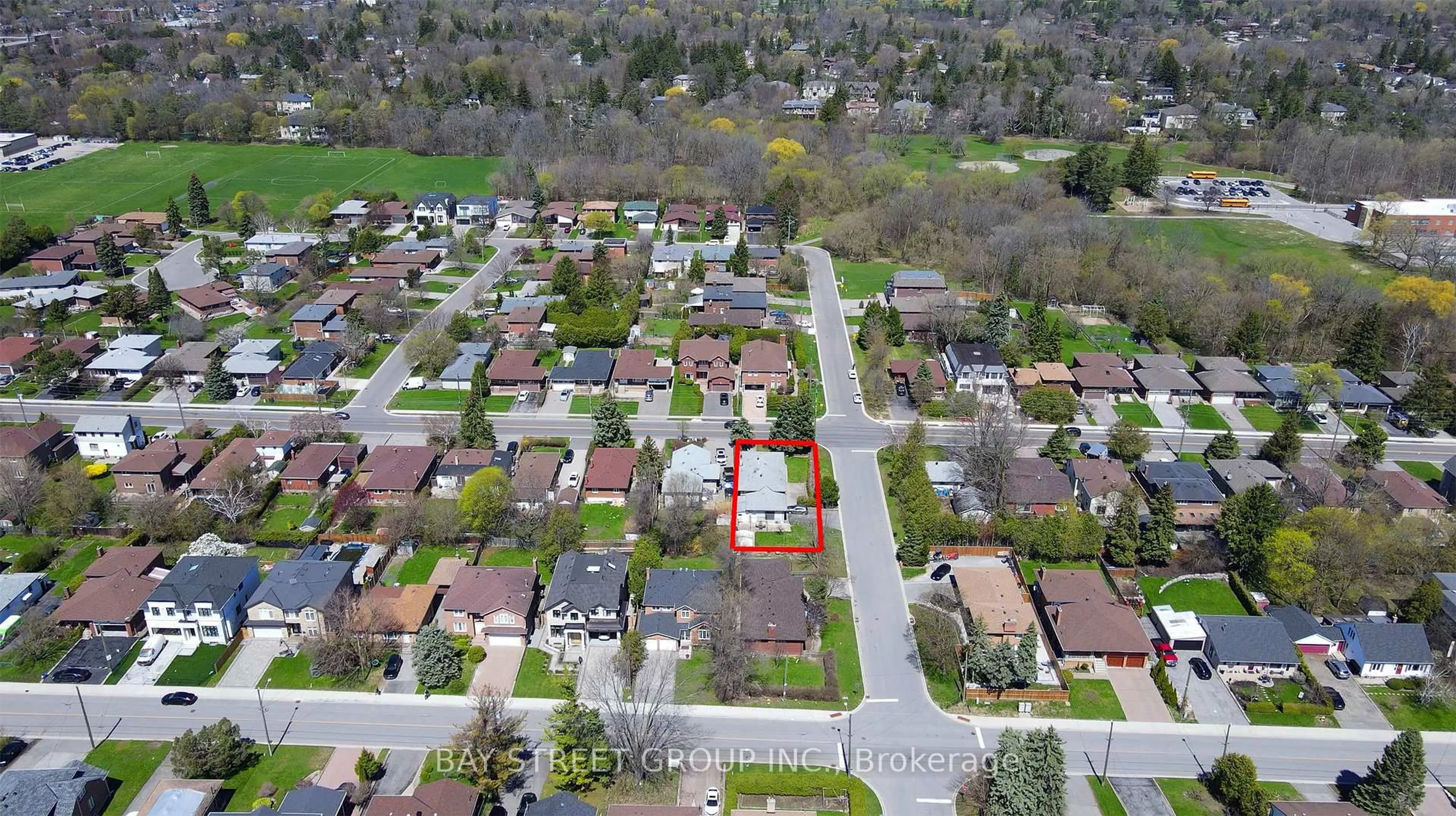 A pic from outside/outdoor area/front of a property/back of a property/a pic from drone, street for 93 Clark Ave, Markham Ontario L3T 1S7