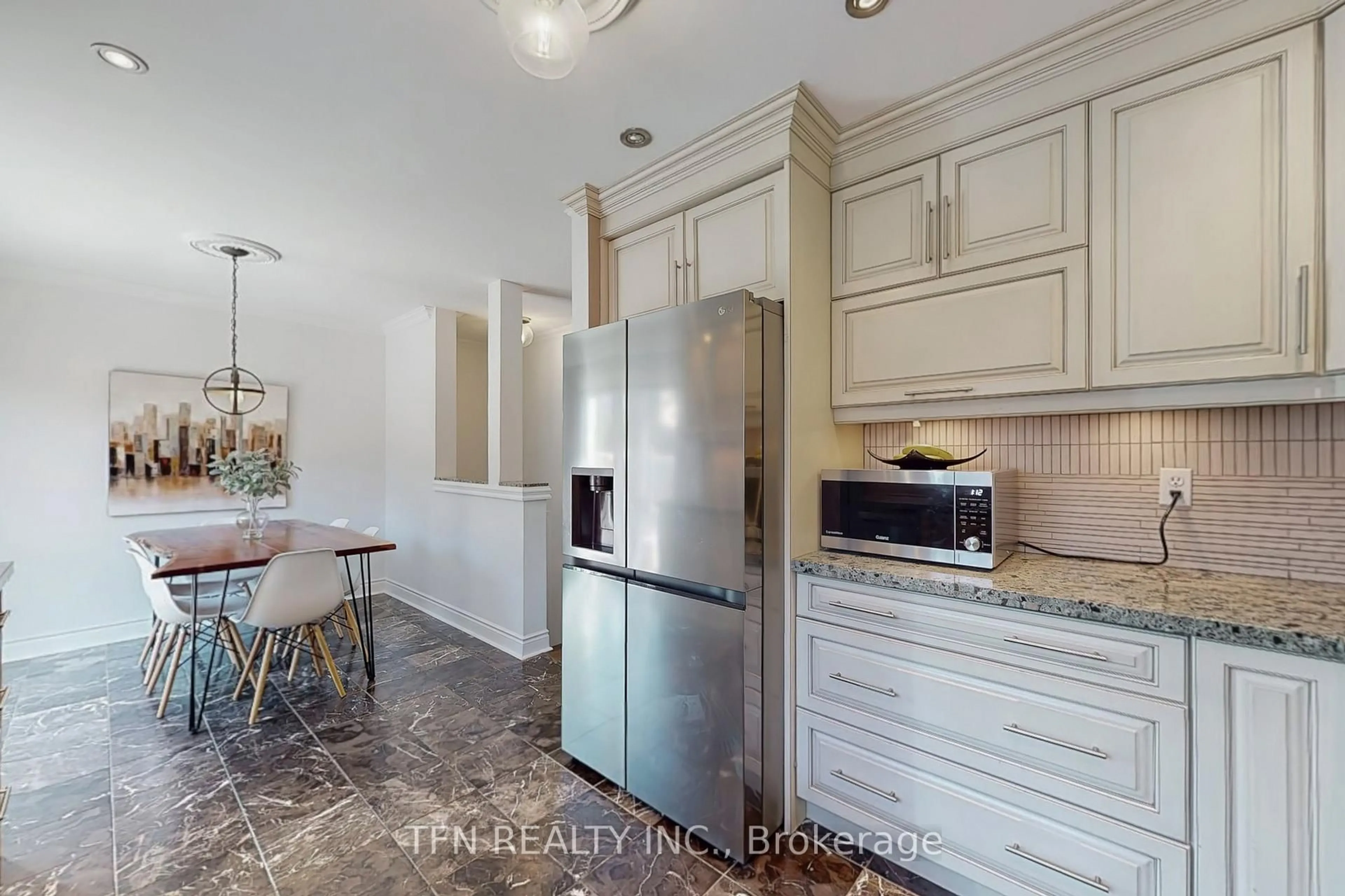 Unknown for 24 Lucerne Dr, Vaughan Ontario L4H 2Y2