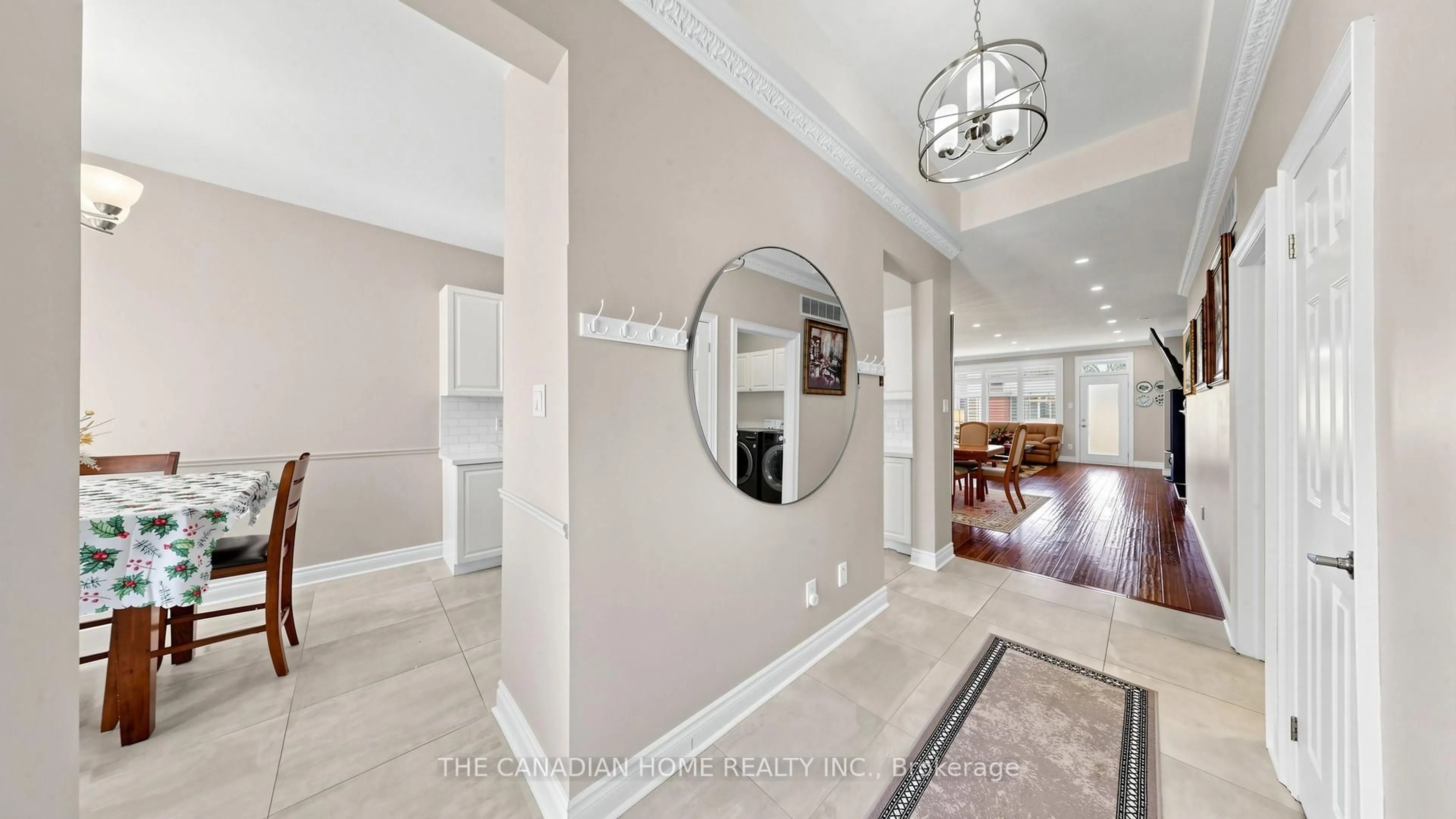 Indoor entryway for 31 Arnie's Chance, Whitchurch-Stouffville Ontario L4A 1L7