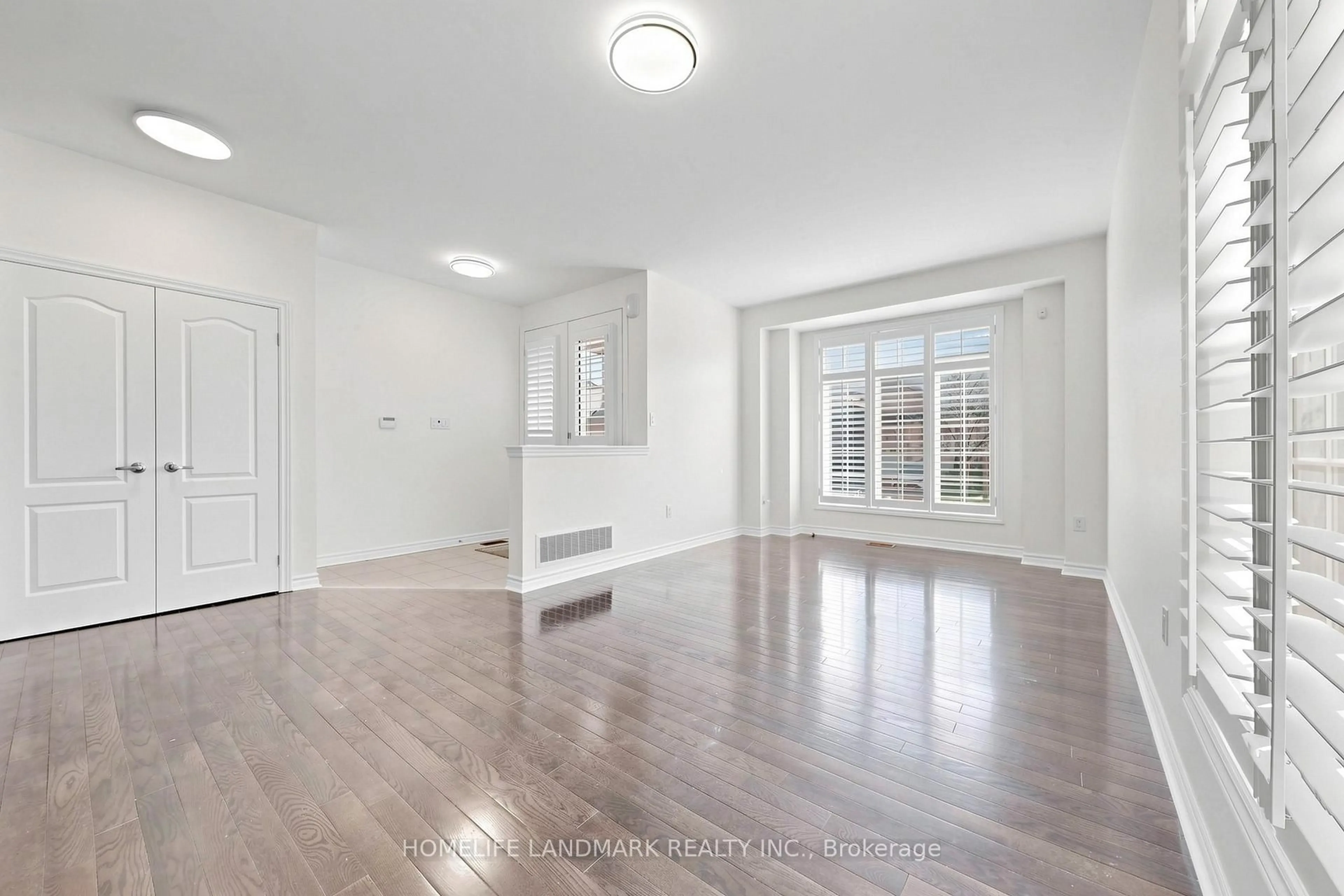 A pic of a room for 4 Merton St, Richmond Hill Ontario L4E 2Z2