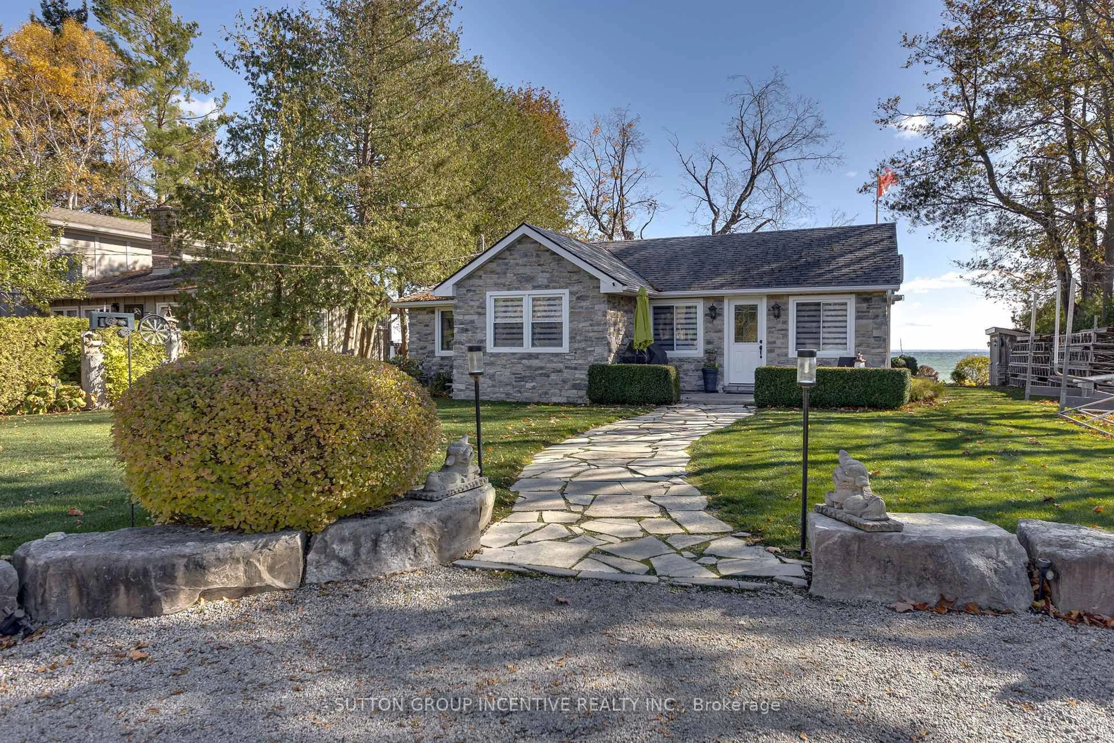 Unknown for 131 Minnetonka Rd, Innisfil Ontario L9S 2V8