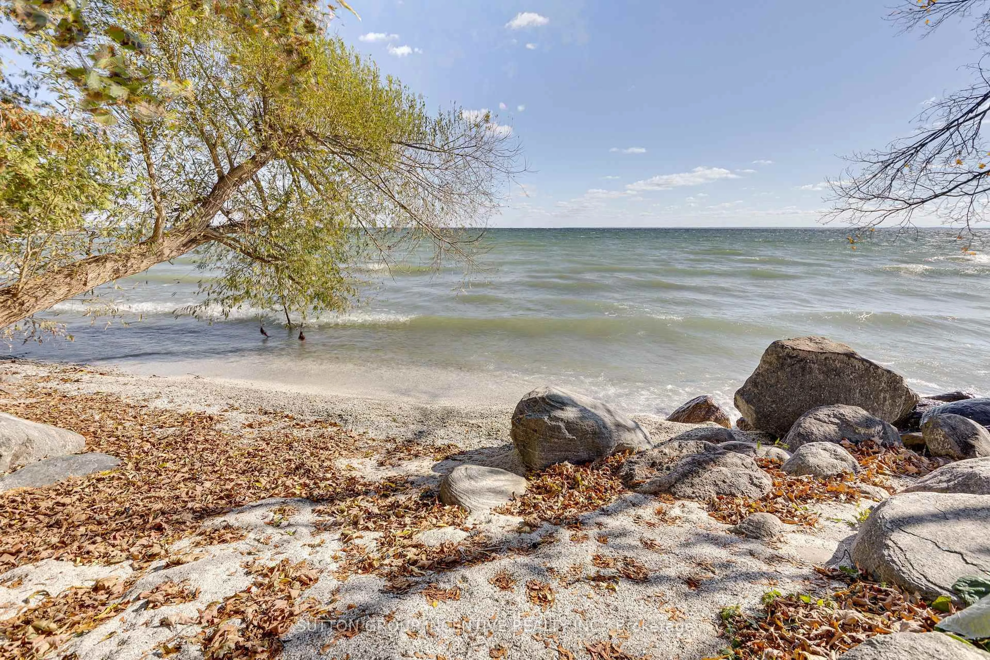 Unknown for 131 Minnetonka Rd, Innisfil Ontario L9S 2V8