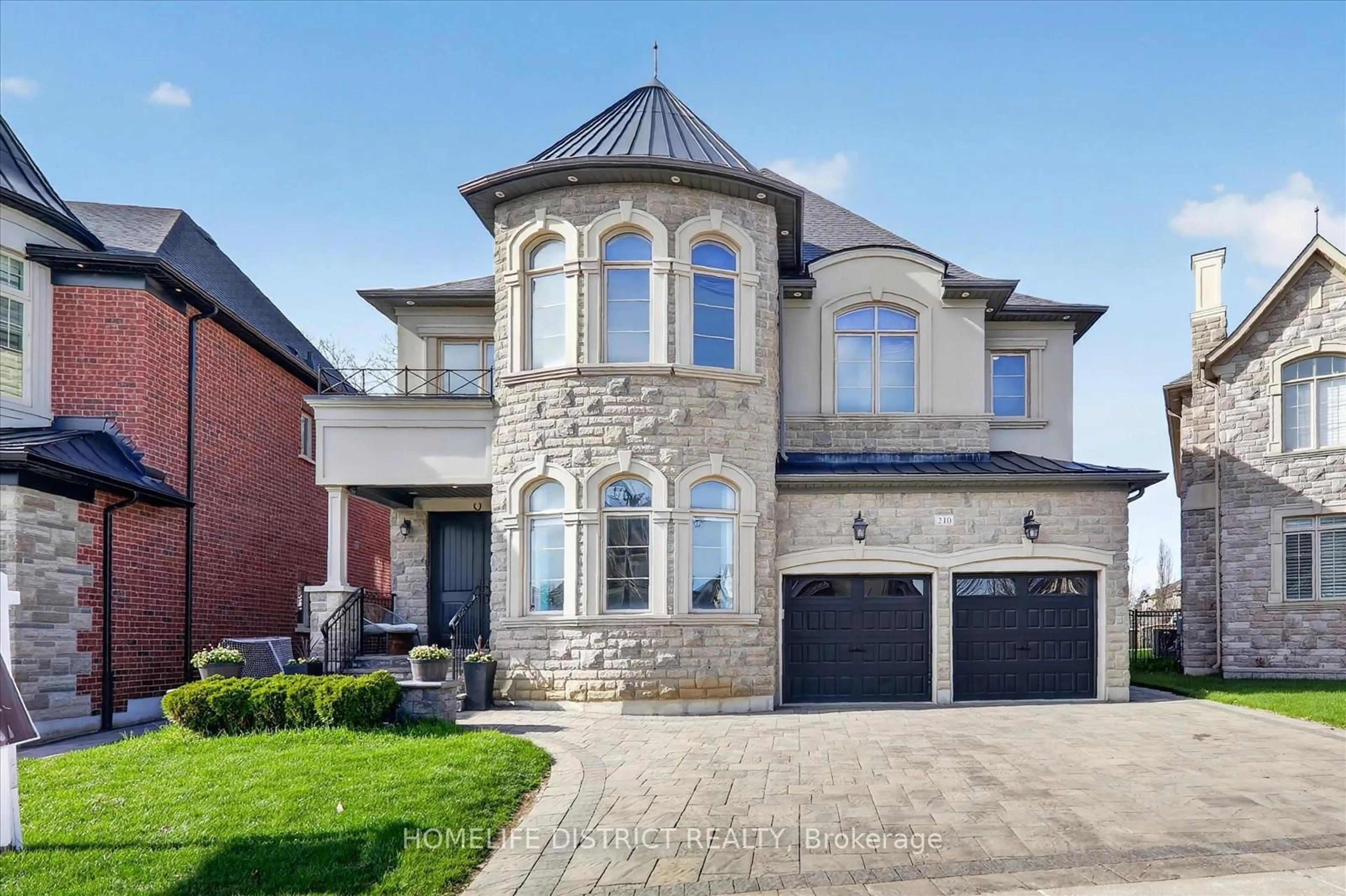 Home with brick exterior material, street for 210 Cannes Ave, Vaughan Ontario L4H 3X2