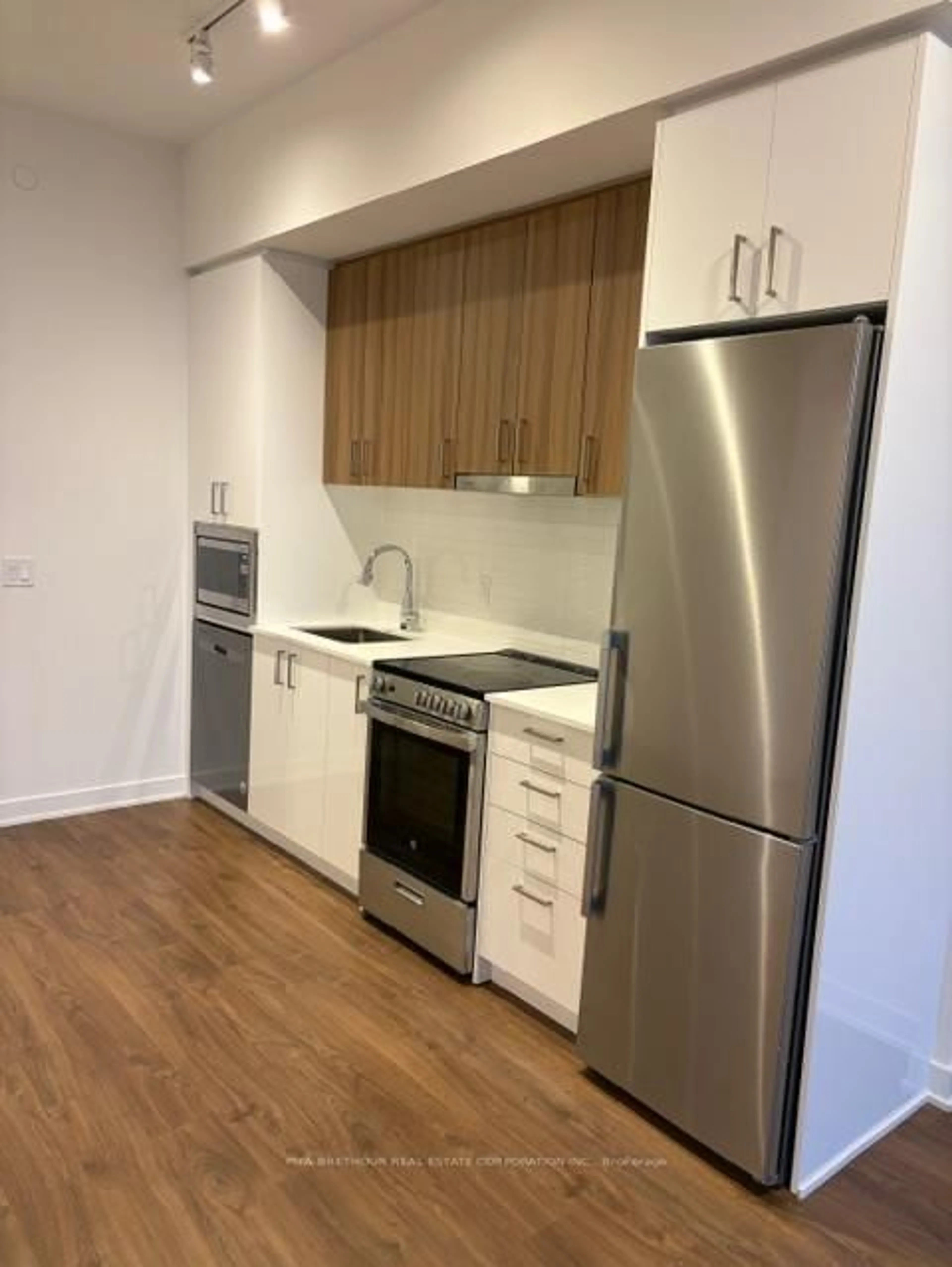 Standard kitchen, wood/laminate floor for 50 Upper Mall Way #2201, Vaughan Ontario L4J 0L8