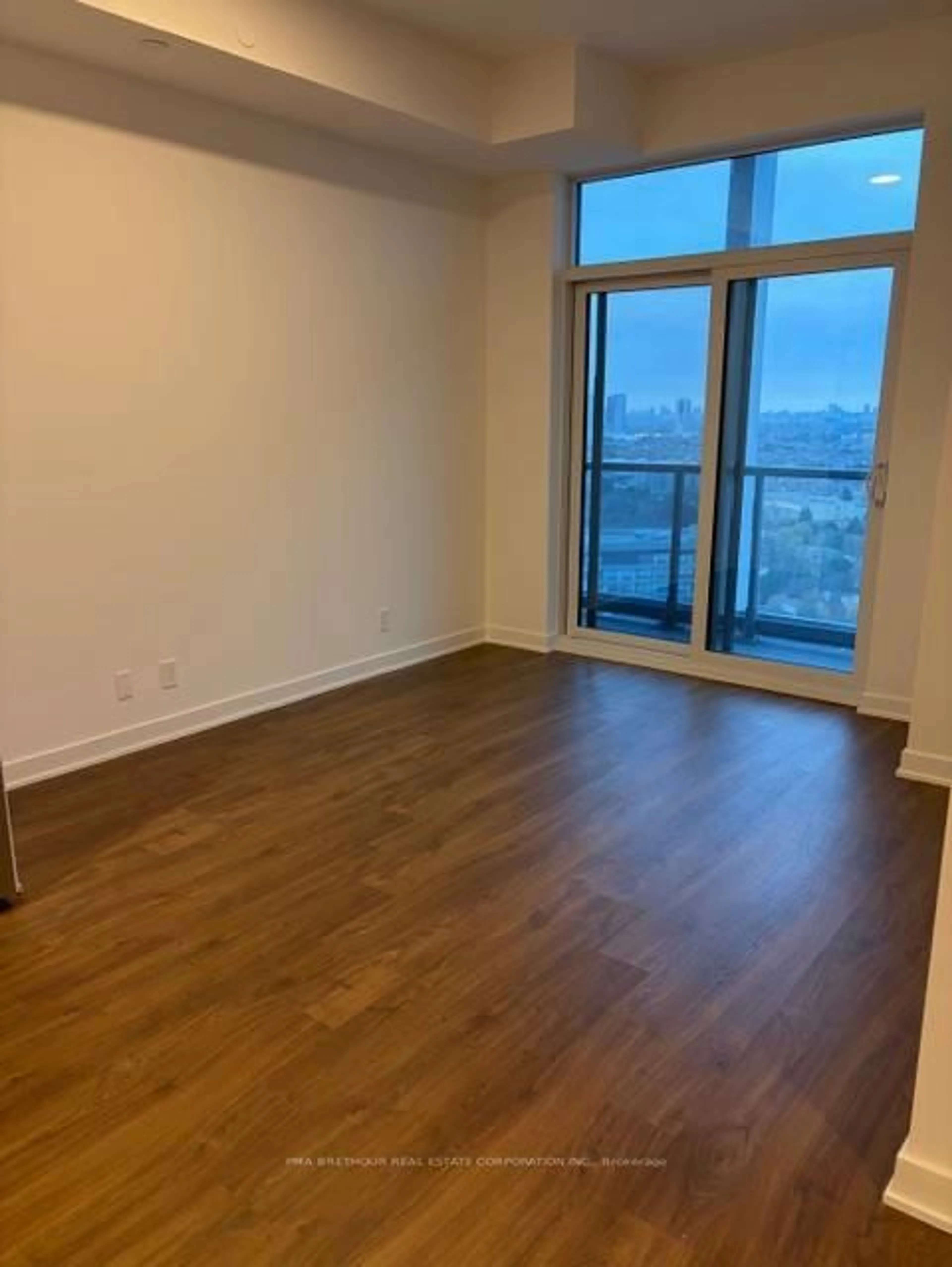 A pic of a room for 50 Upper Mall Way #2201, Vaughan Ontario L4J 0L8