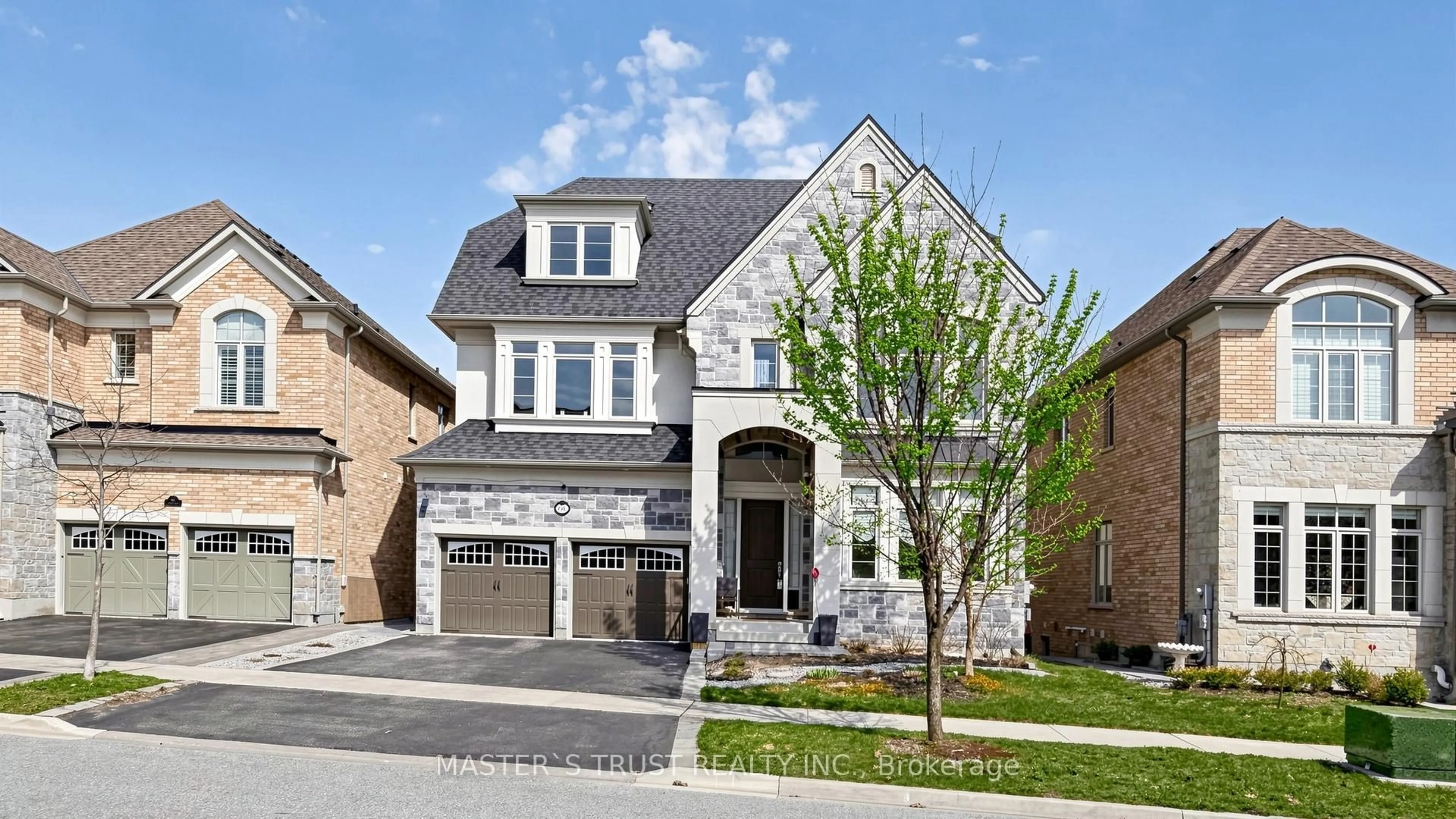 Home with brick exterior material, street for 61 Grange Dr, Richmond Hill Ontario L4E 1E2