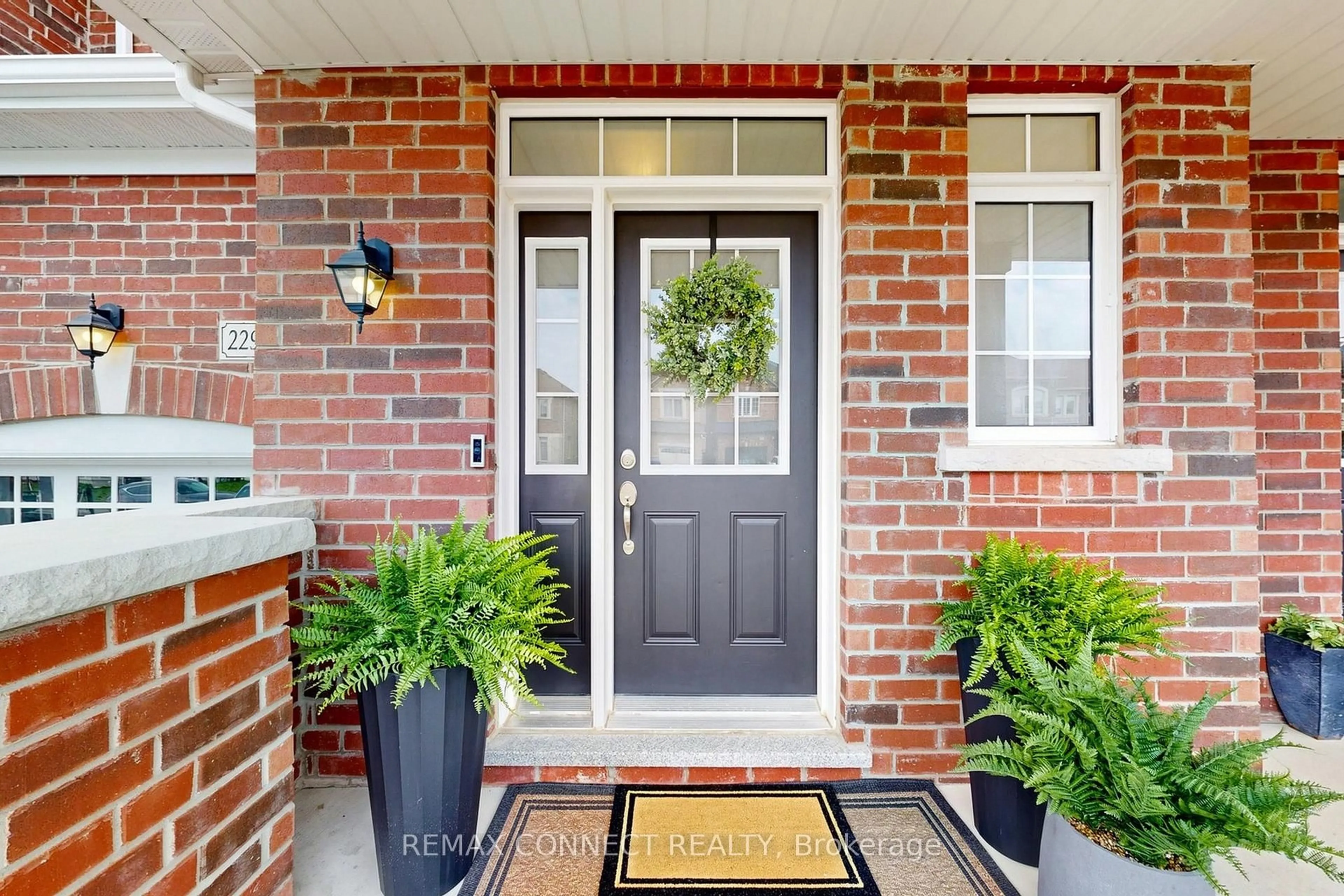 Home with brick exterior material, street for 2293 Grainger Loop, Innisfil Ontario L9S 0M9