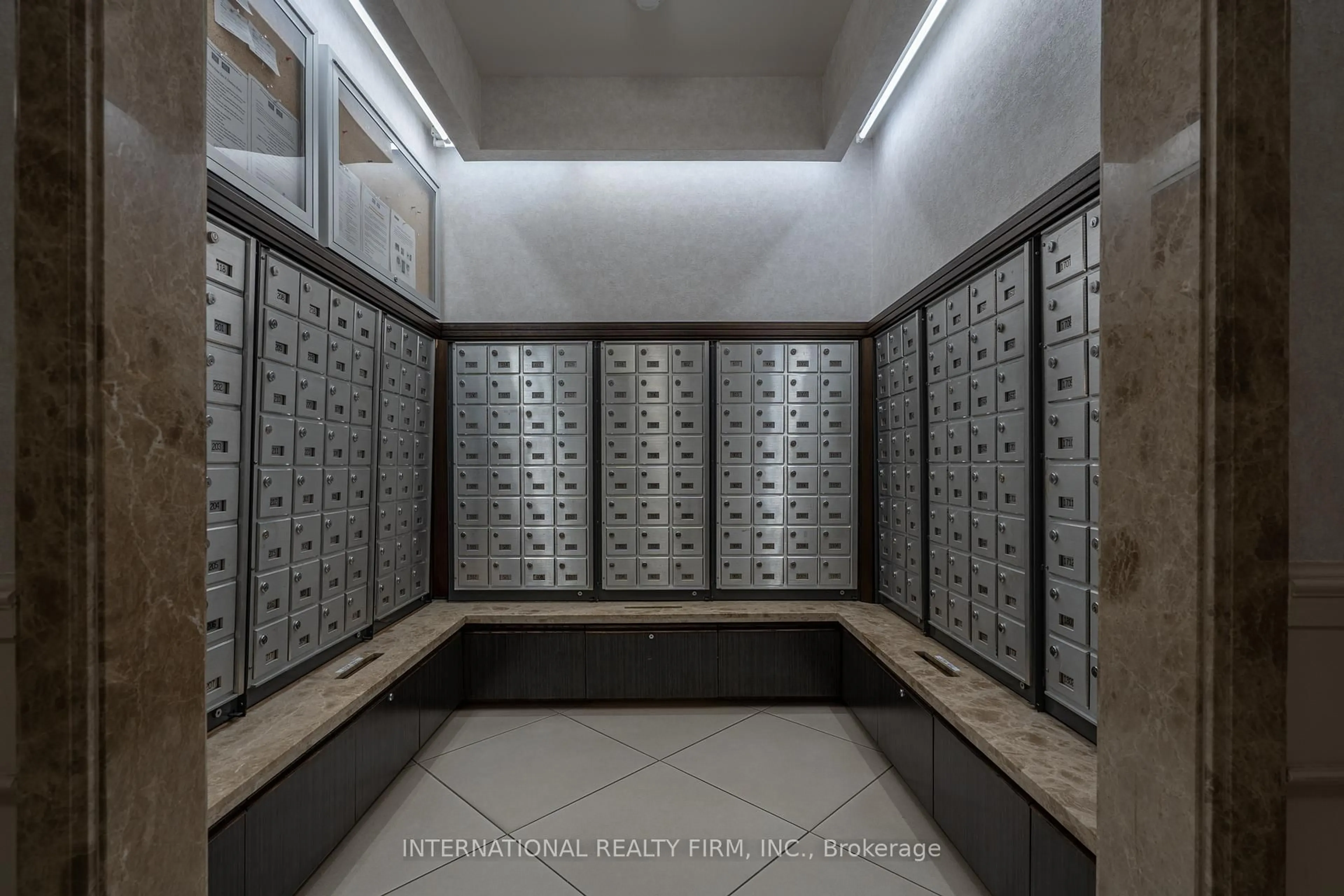 Unknown for 20 North Park Rd #204, Vaughan Ontario L4J 0G7