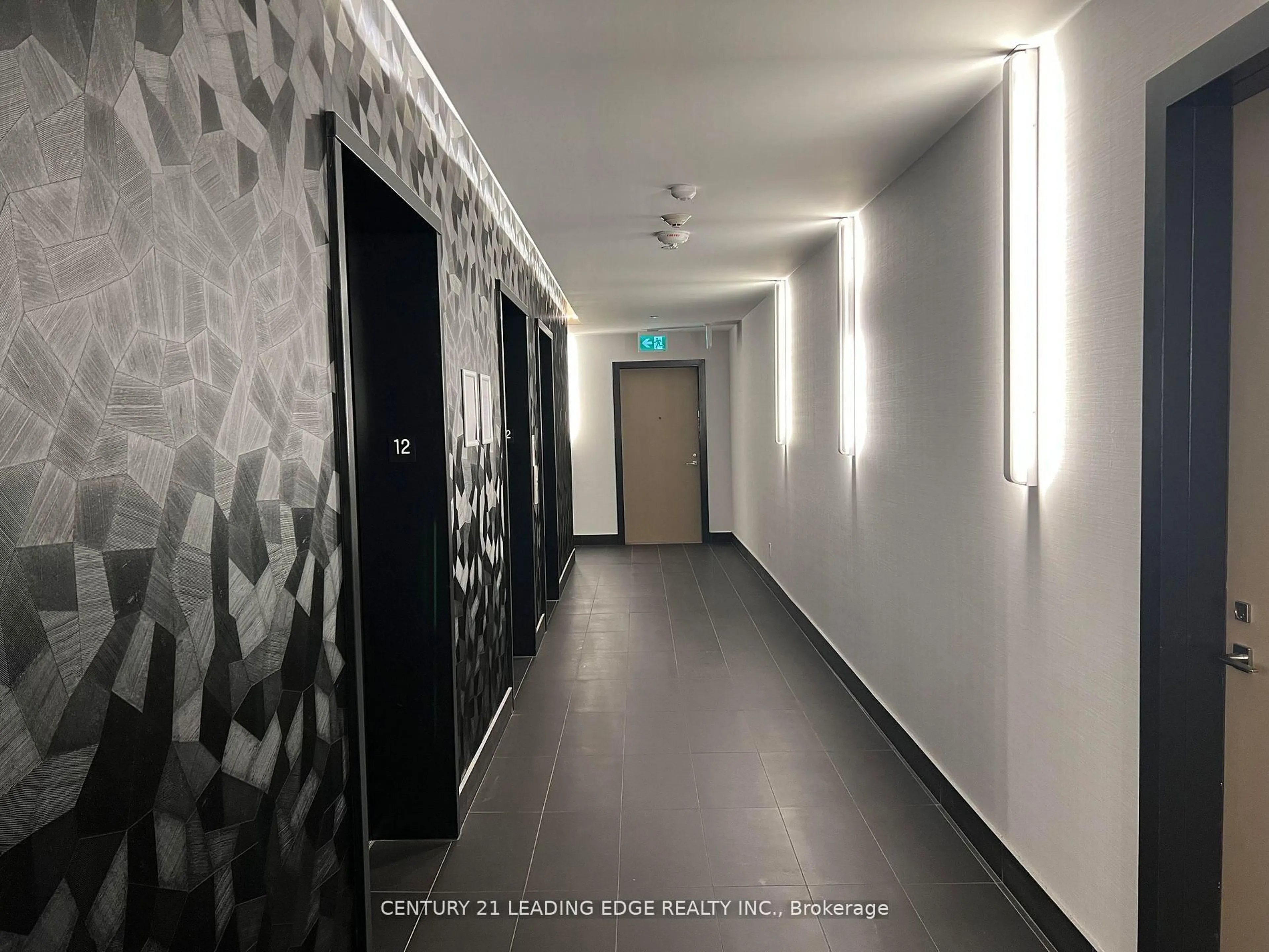 Indoor foyer for 10 Rouge Valley Dr #1215, Markham Ontario L6G 0G9