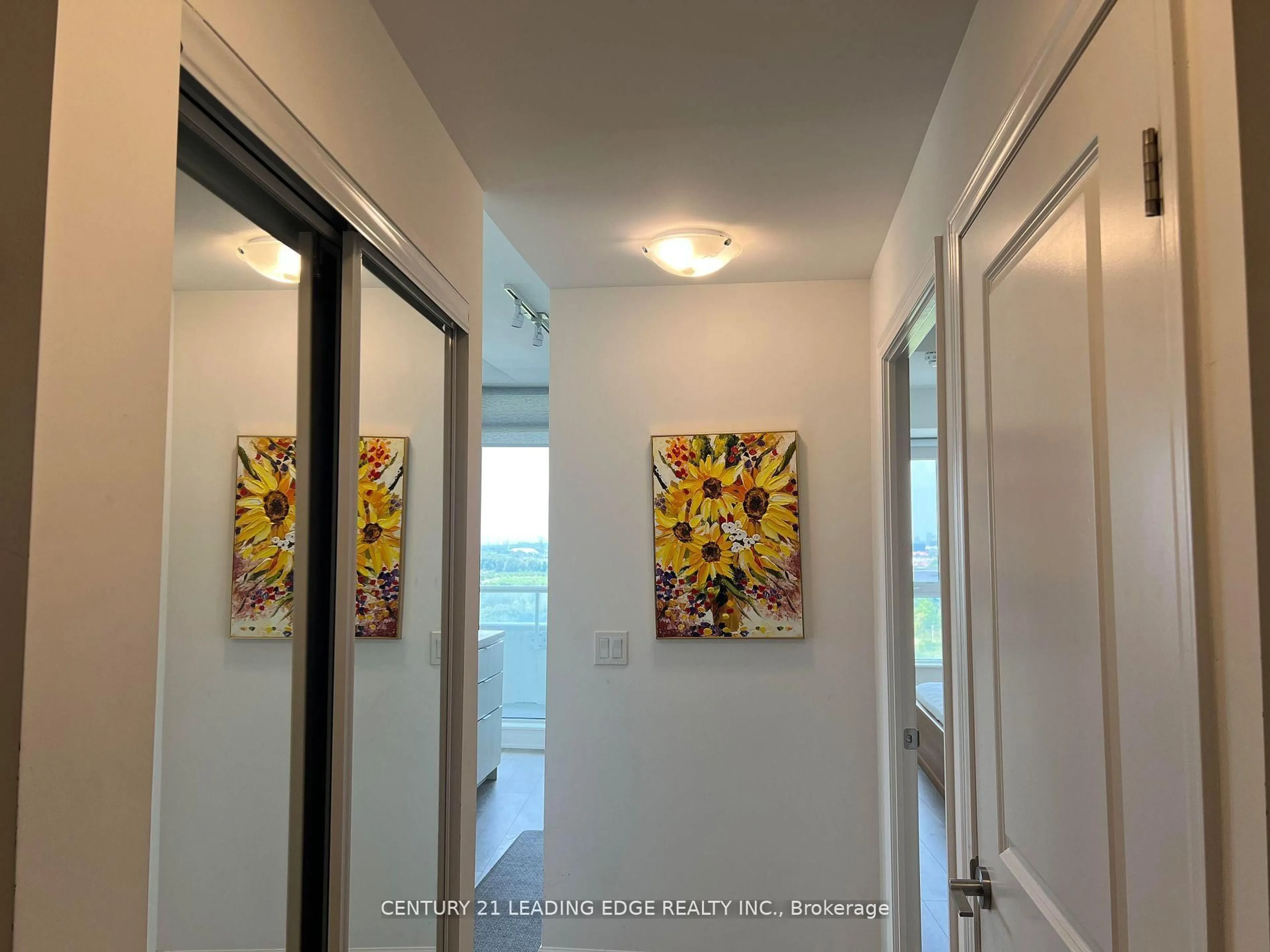 Indoor entryway for 10 Rouge Valley Dr #1215, Markham Ontario L6G 0G9