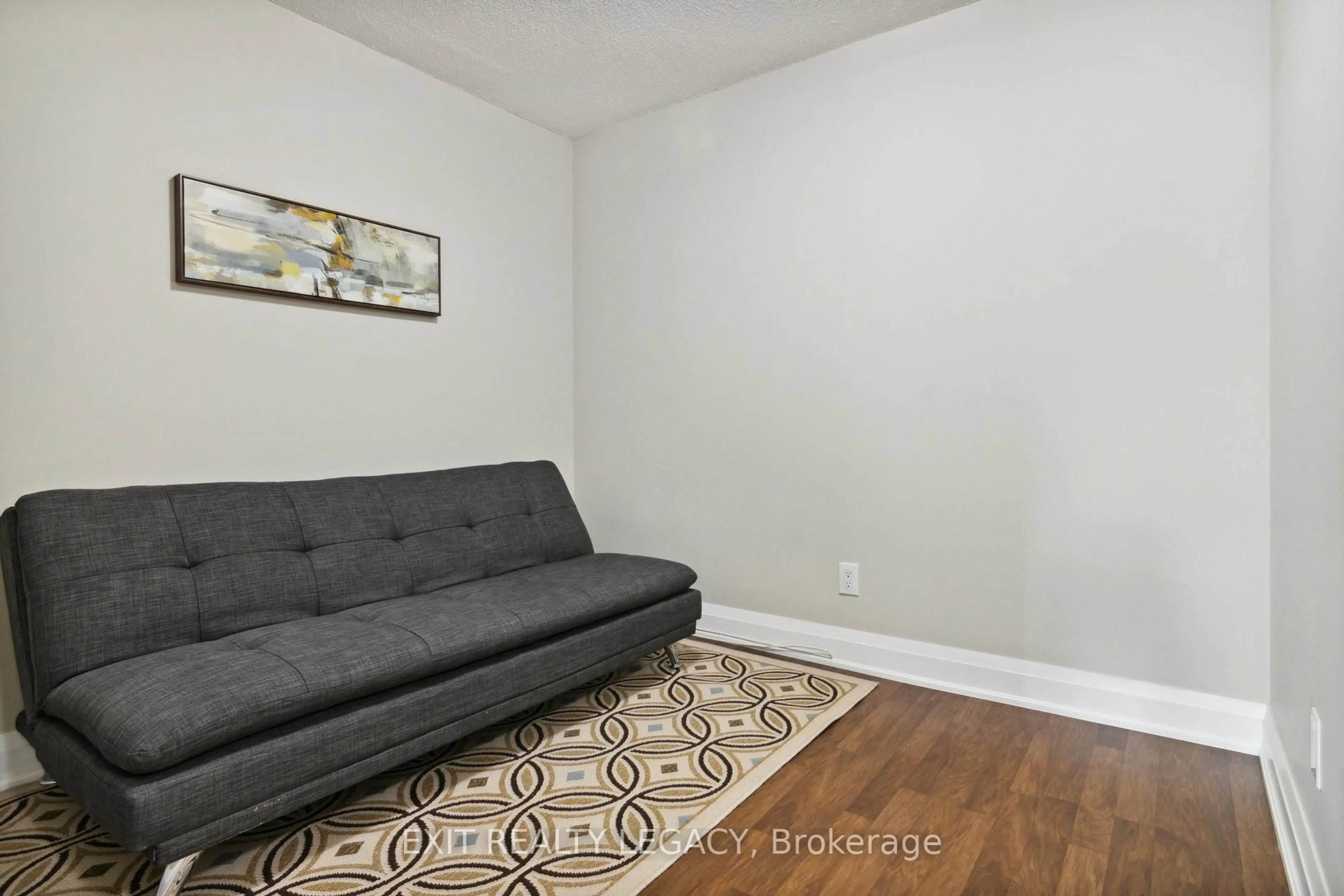 A pic of a room for 20 North Park Rd #206, Vaughan Ontario L4J 0G7