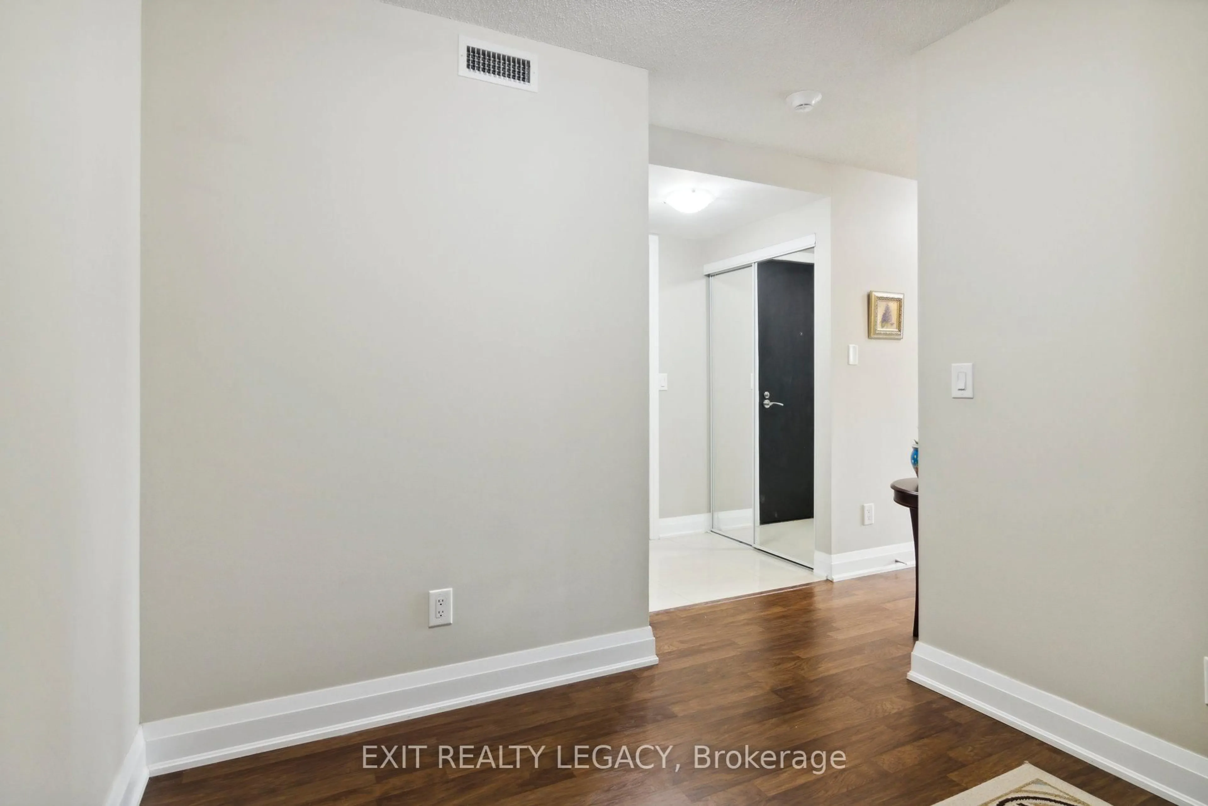 A pic of a room for 20 North Park Rd #206, Vaughan Ontario L4J 0G7