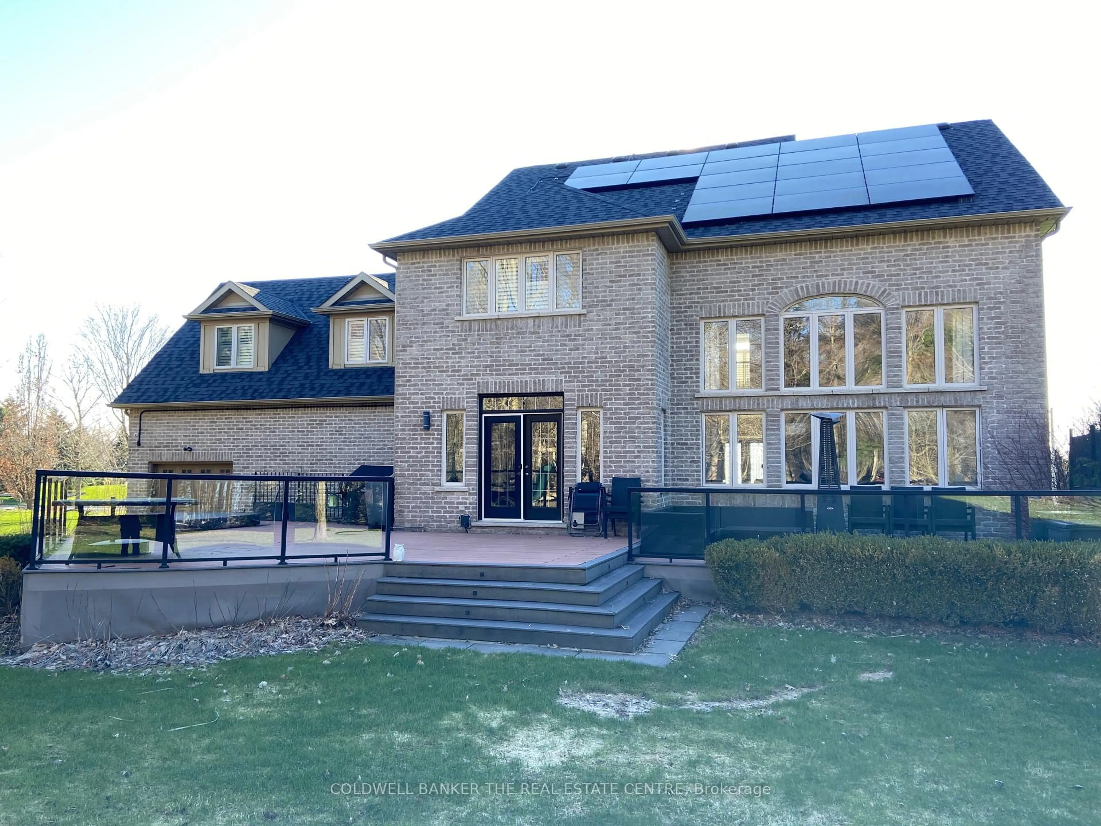 A pic from outside/outdoor area/front of a property/back of a property/a pic from drone, building for 54 Brykman Rd, Essa Ontario L0L 2N0