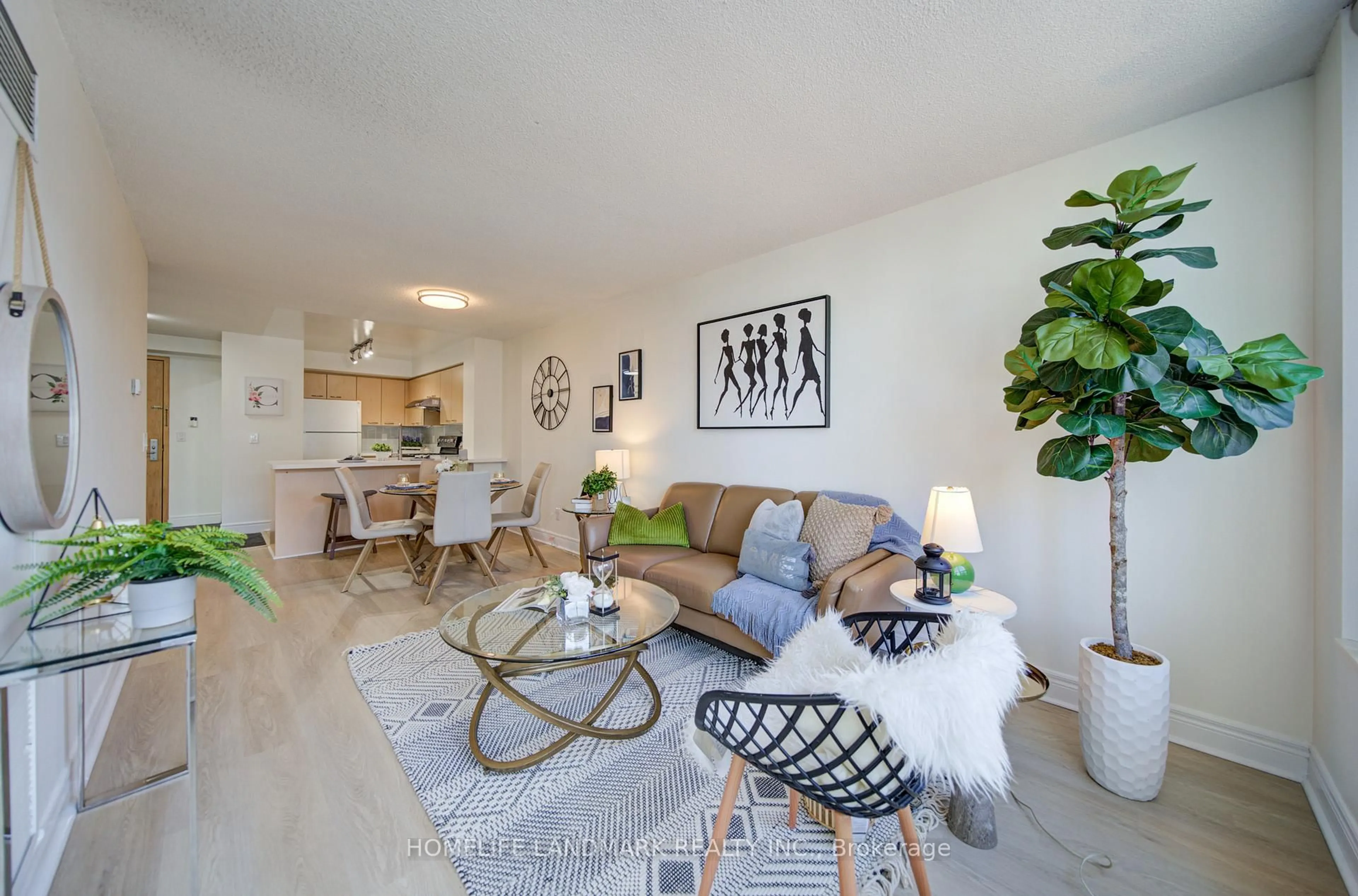 Living room with furniture, unknown for 48 Suncrest Blvd #912, Markham Ontario L3T 7Y5