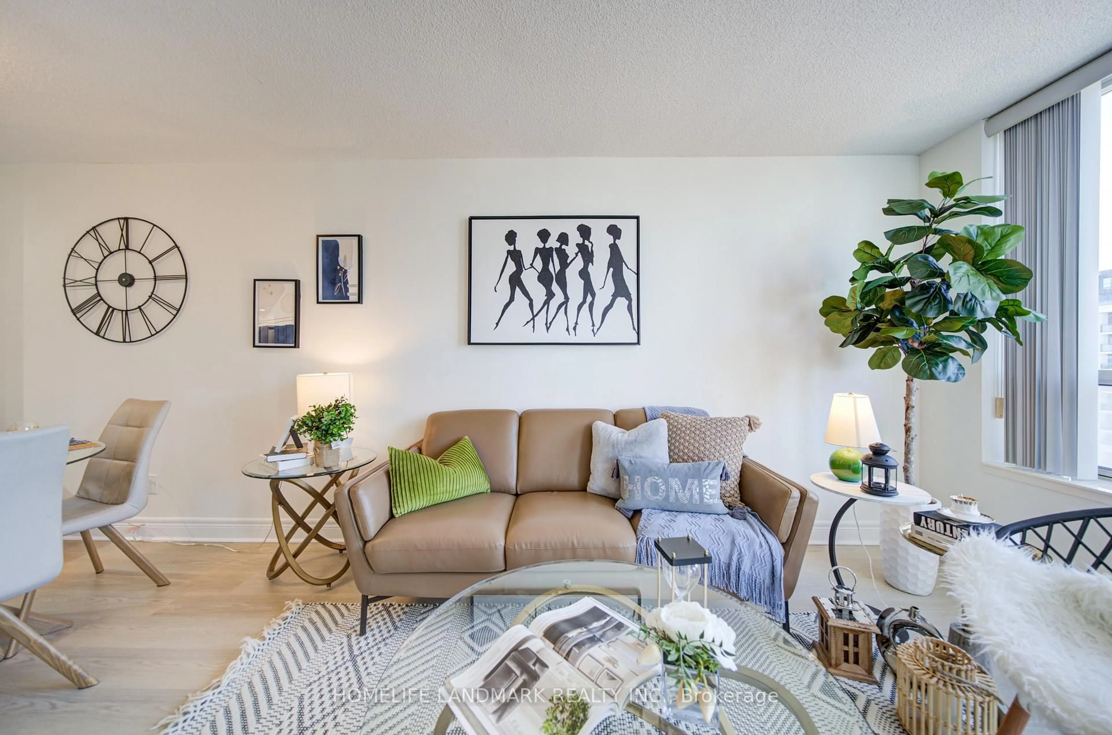 Living room with furniture, unknown for 48 Suncrest Blvd #912, Markham Ontario L3T 7Y5