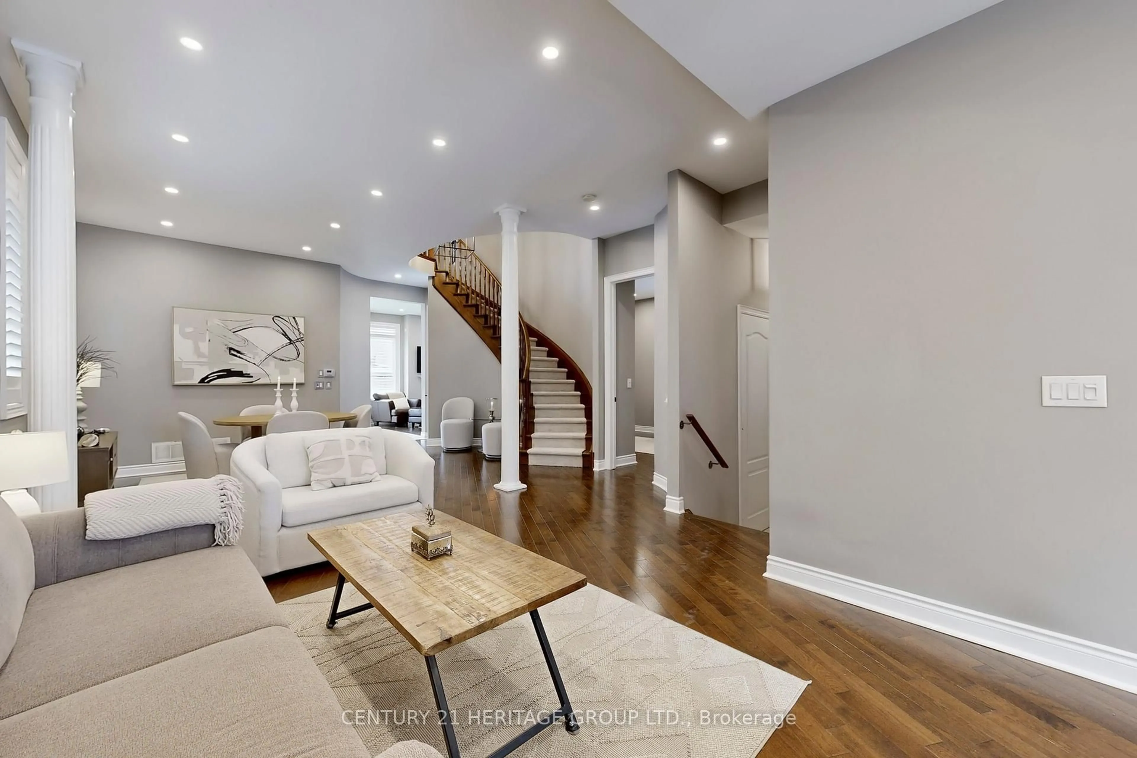 Unknown for 20 Altus Park Dr, Vaughan Ontario L6A 0Z5