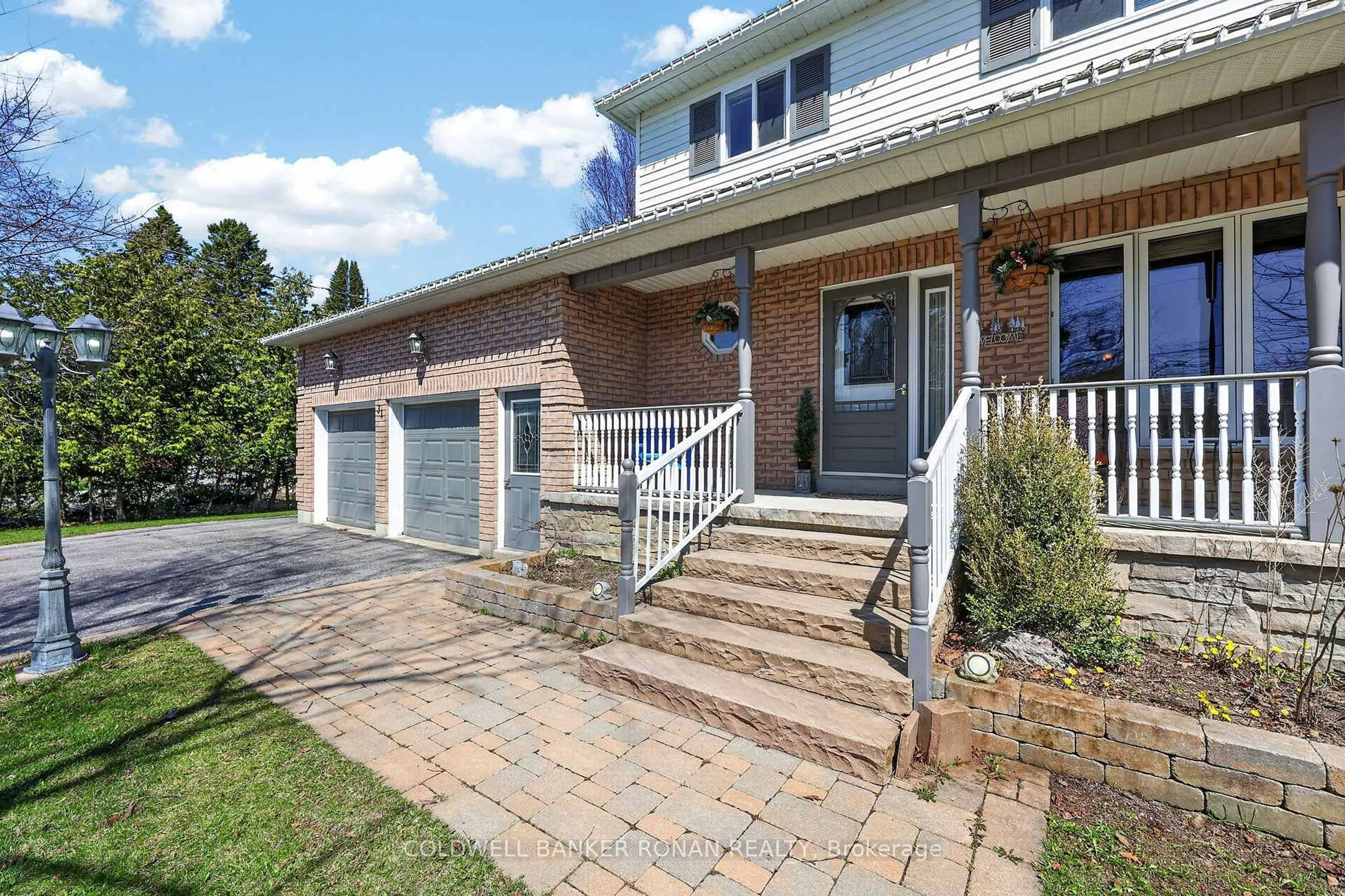 Home with brick exterior material, street for 31 Marie St, Georgina Ontario L0E 1L0