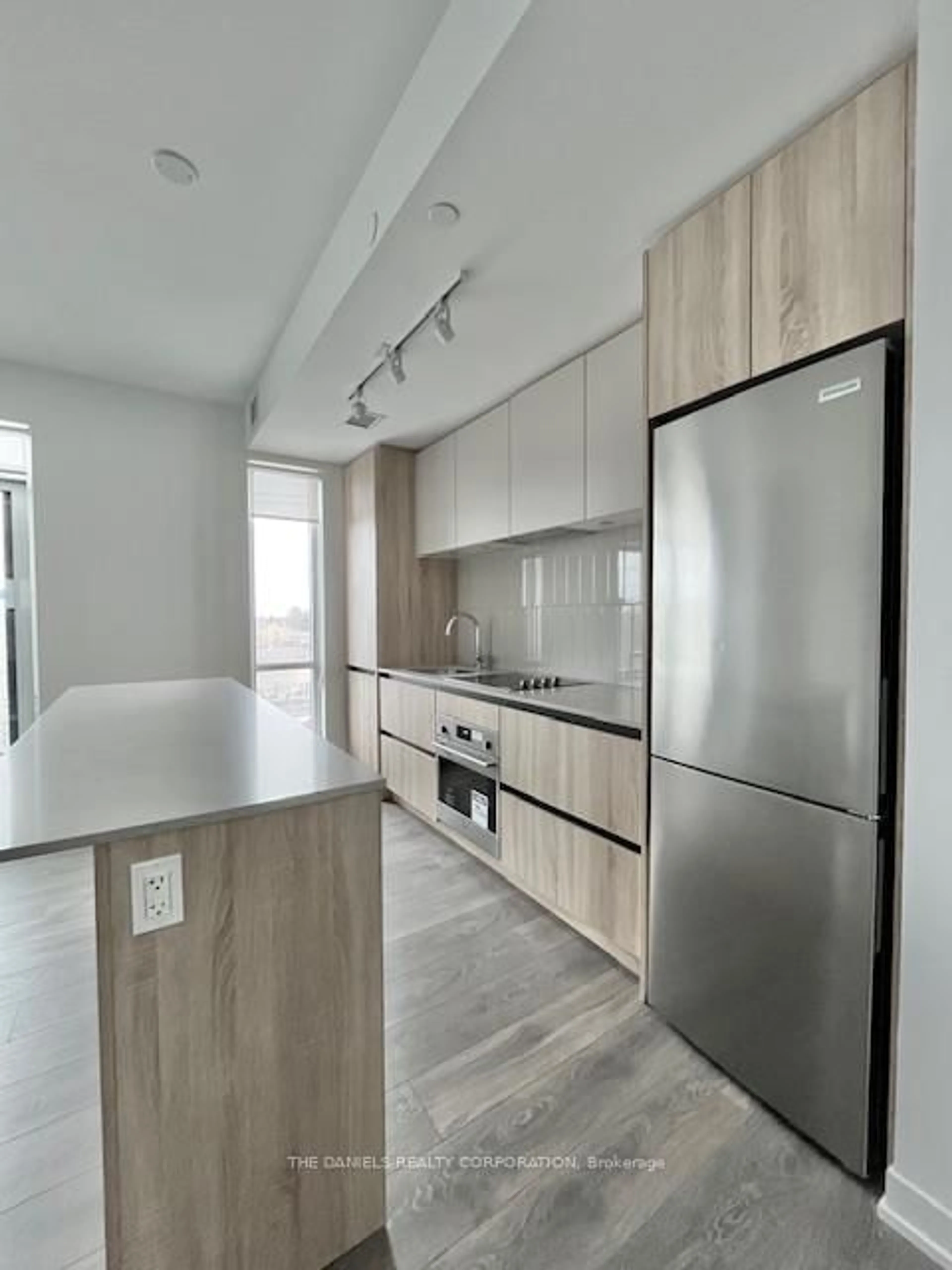 Unknown for 7950 Bathurst St #415, Vaughan Ontario L4J 0L4