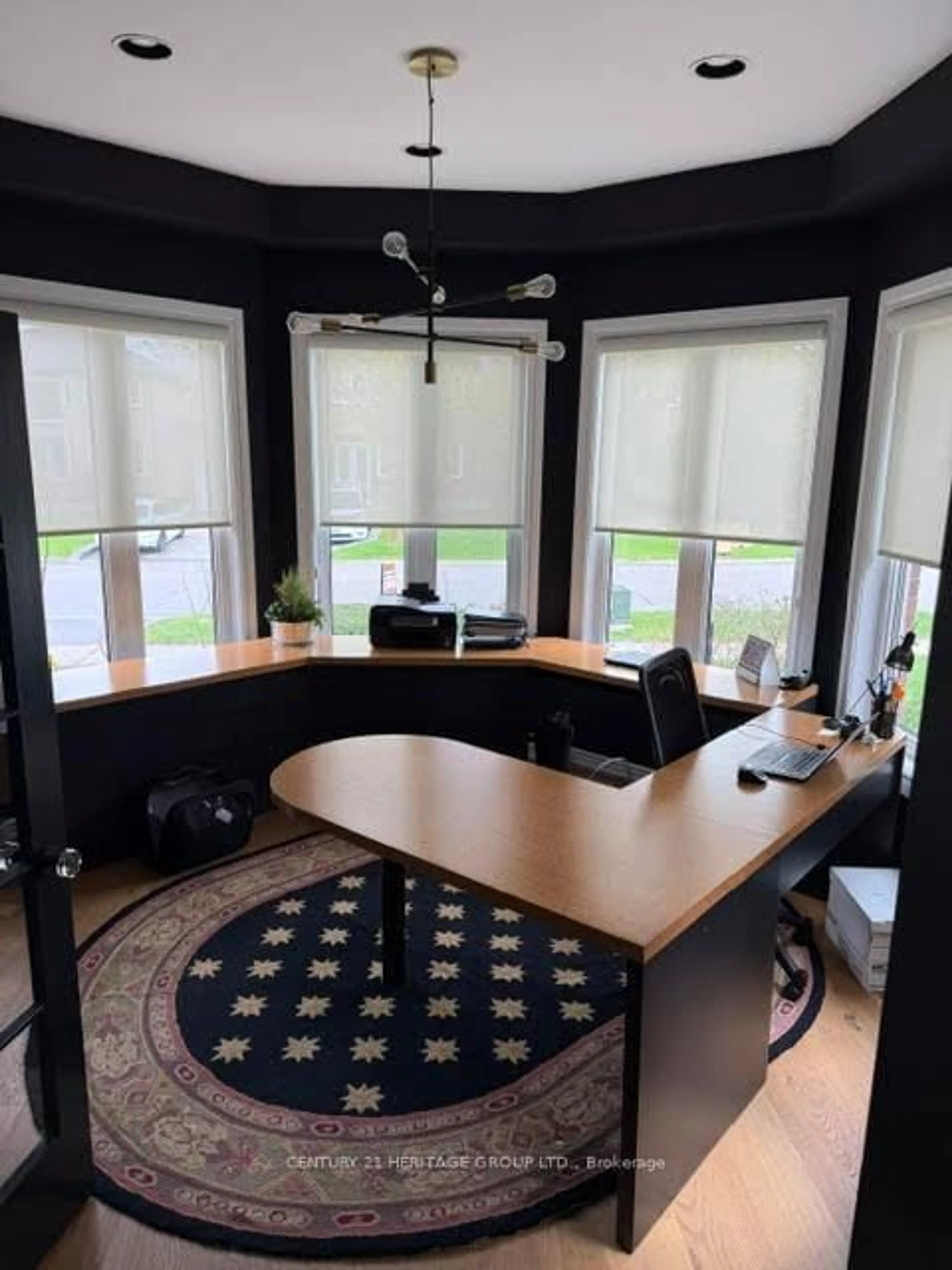 A pic of a room for 15 Coldwater Crt, Vaughan Ontario L4J 7S4