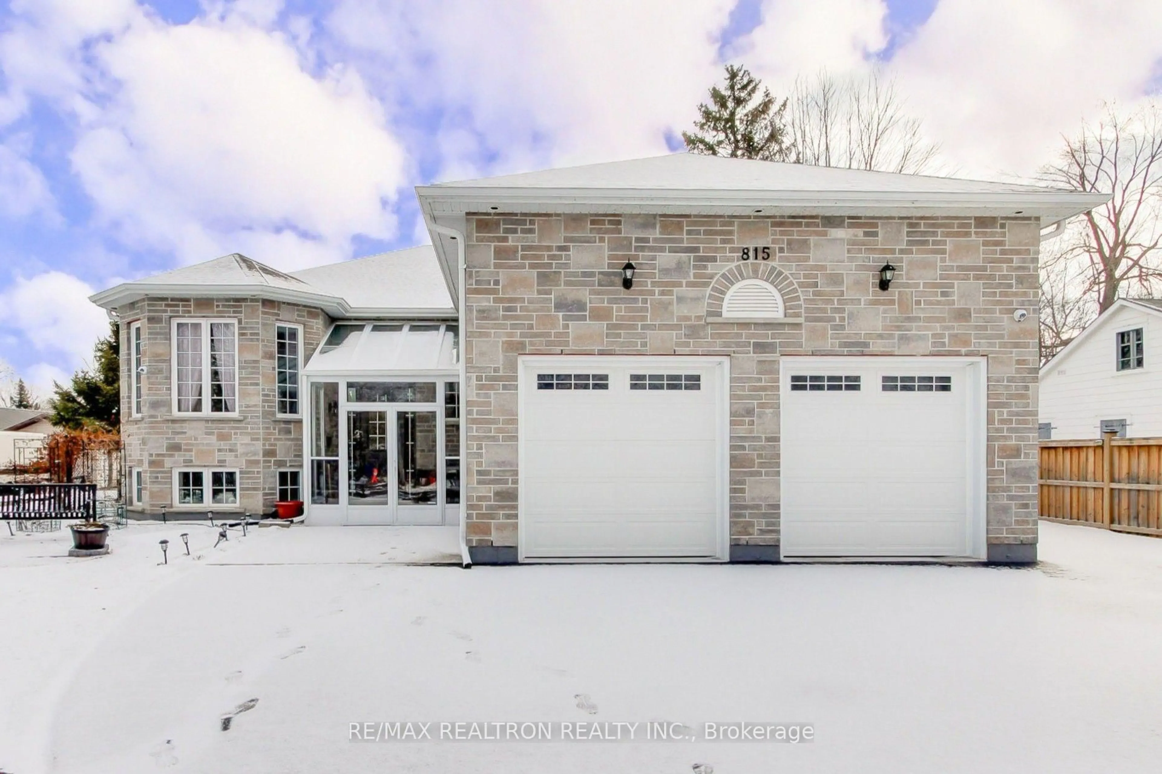 Home with brick exterior material, street for 815 Churchill Lane, Georgina Ontario L0E 1S0
