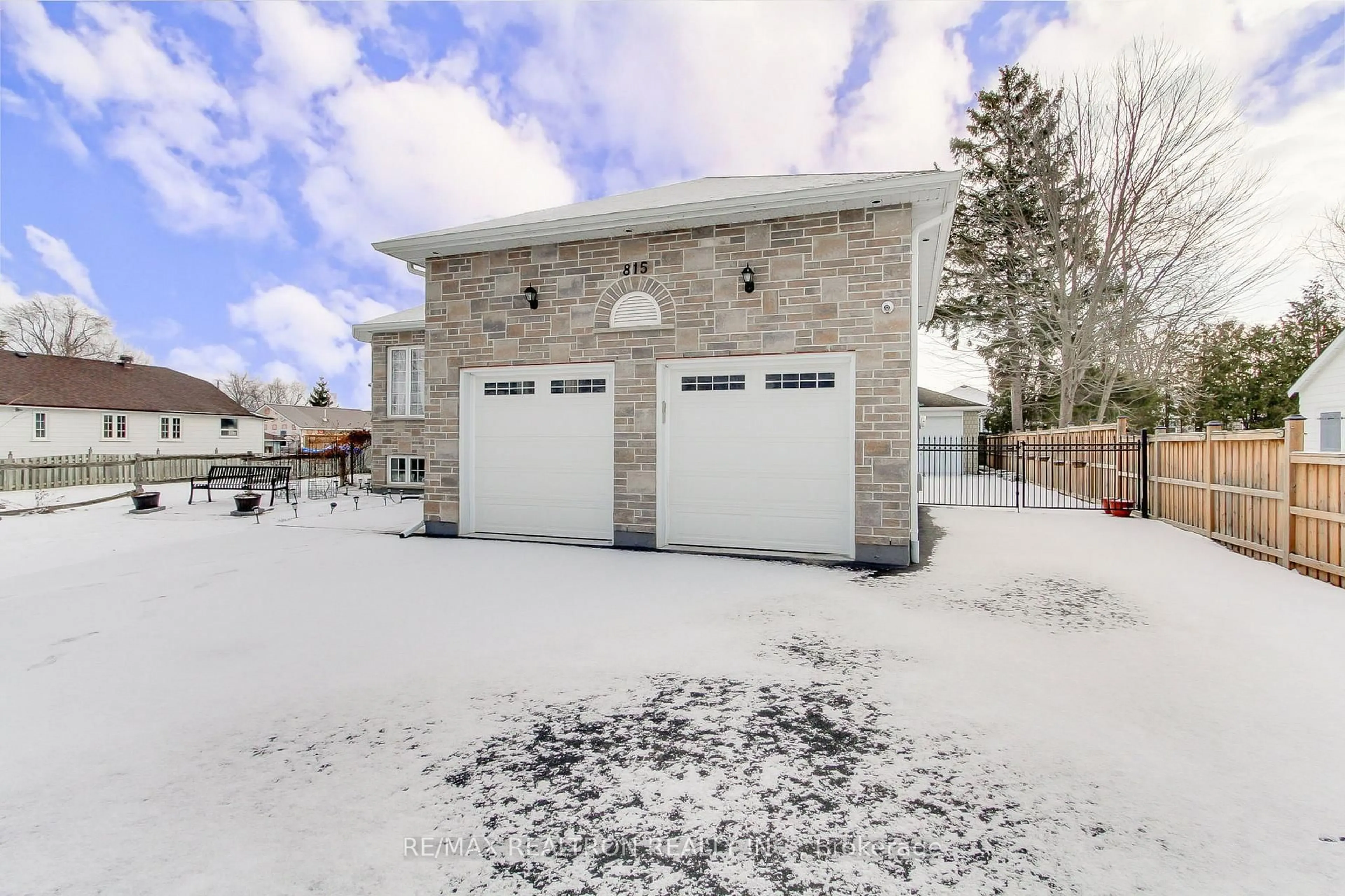 Unknown for 815 Churchill Lane, Georgina Ontario L0E 1S0