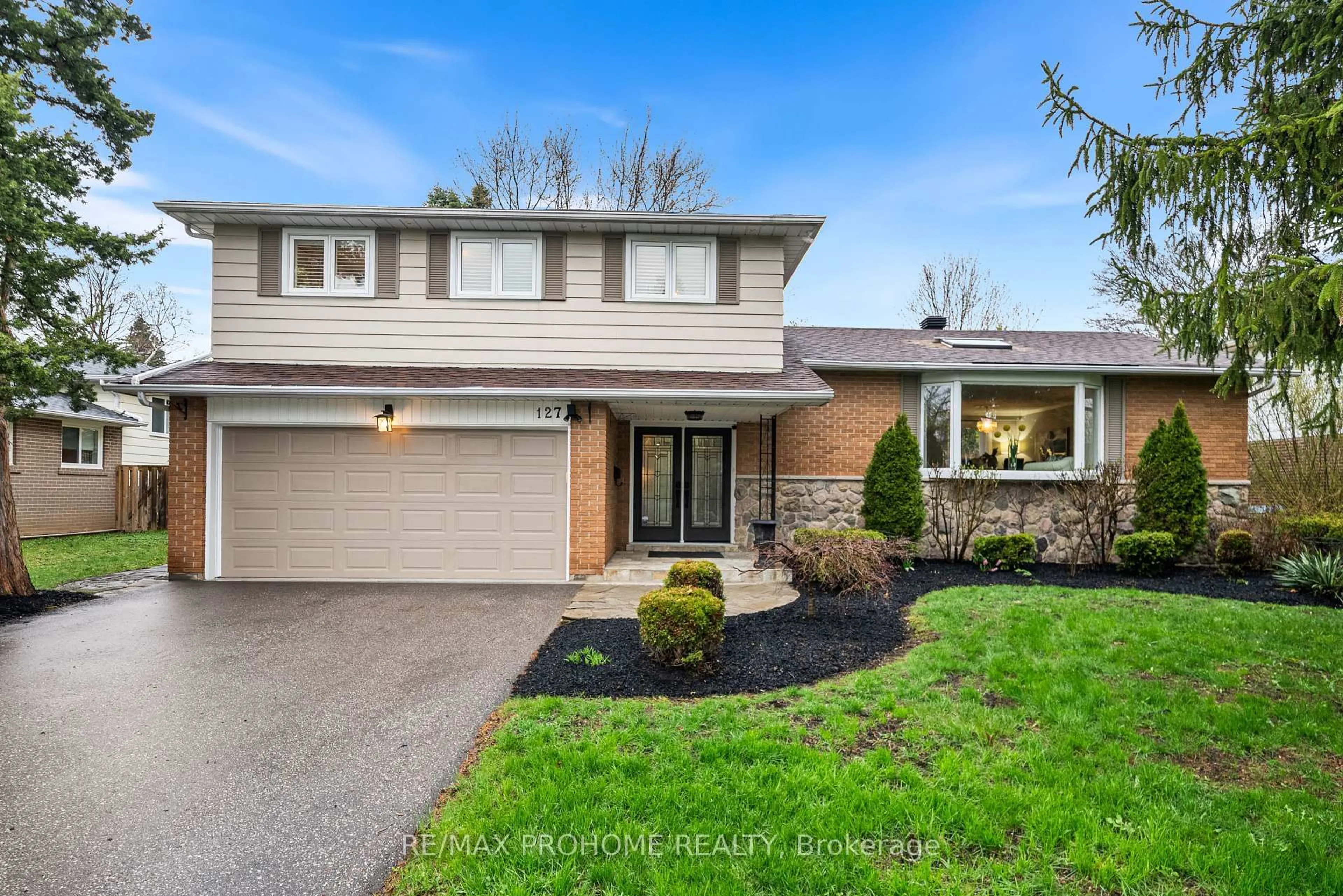 Home with brick exterior material, street for 127 Senator Reesor Dr, Markham Ontario L3P 3E6