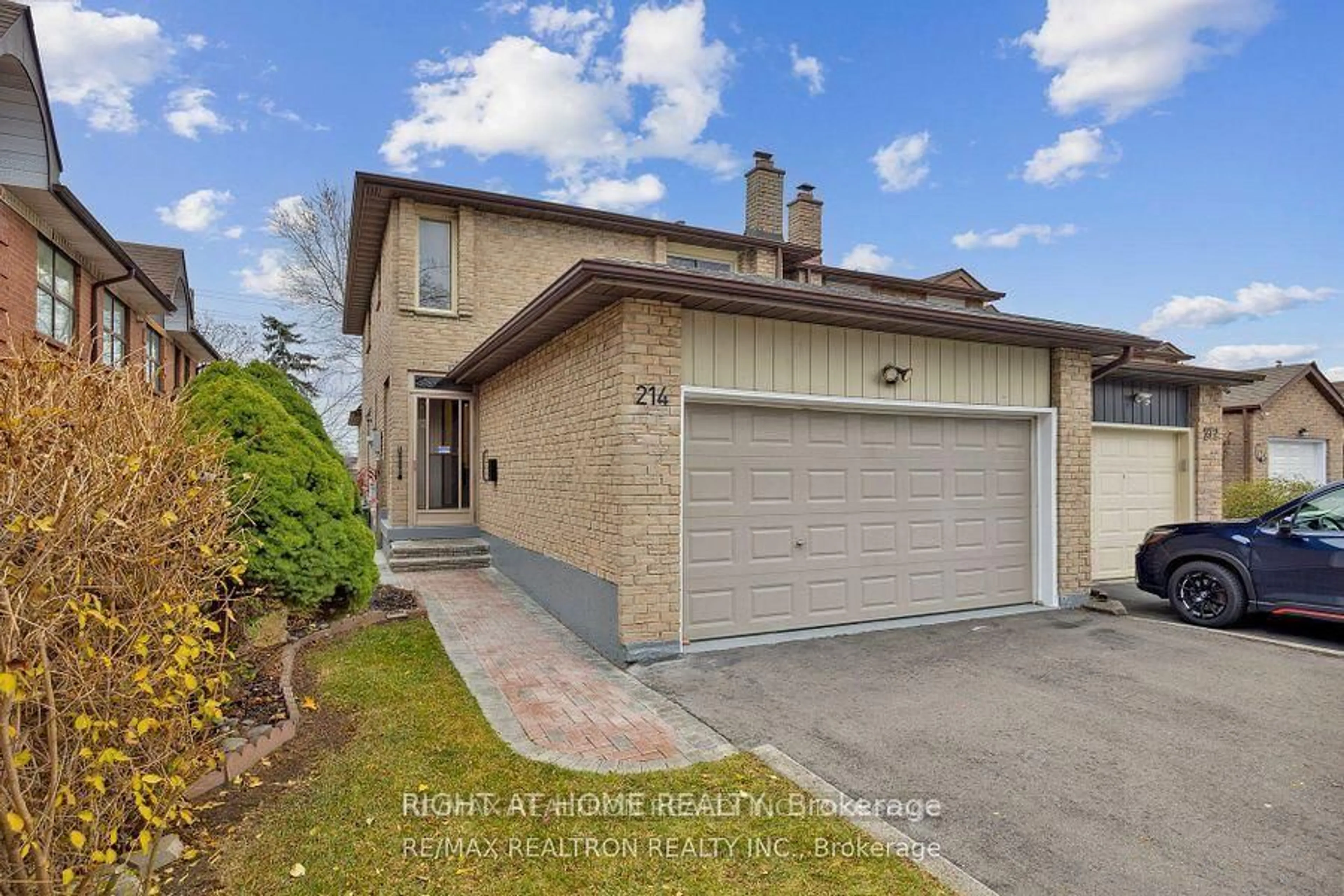 Unknown for 214 BORROWS St, Vaughan Ontario L4J 2W8