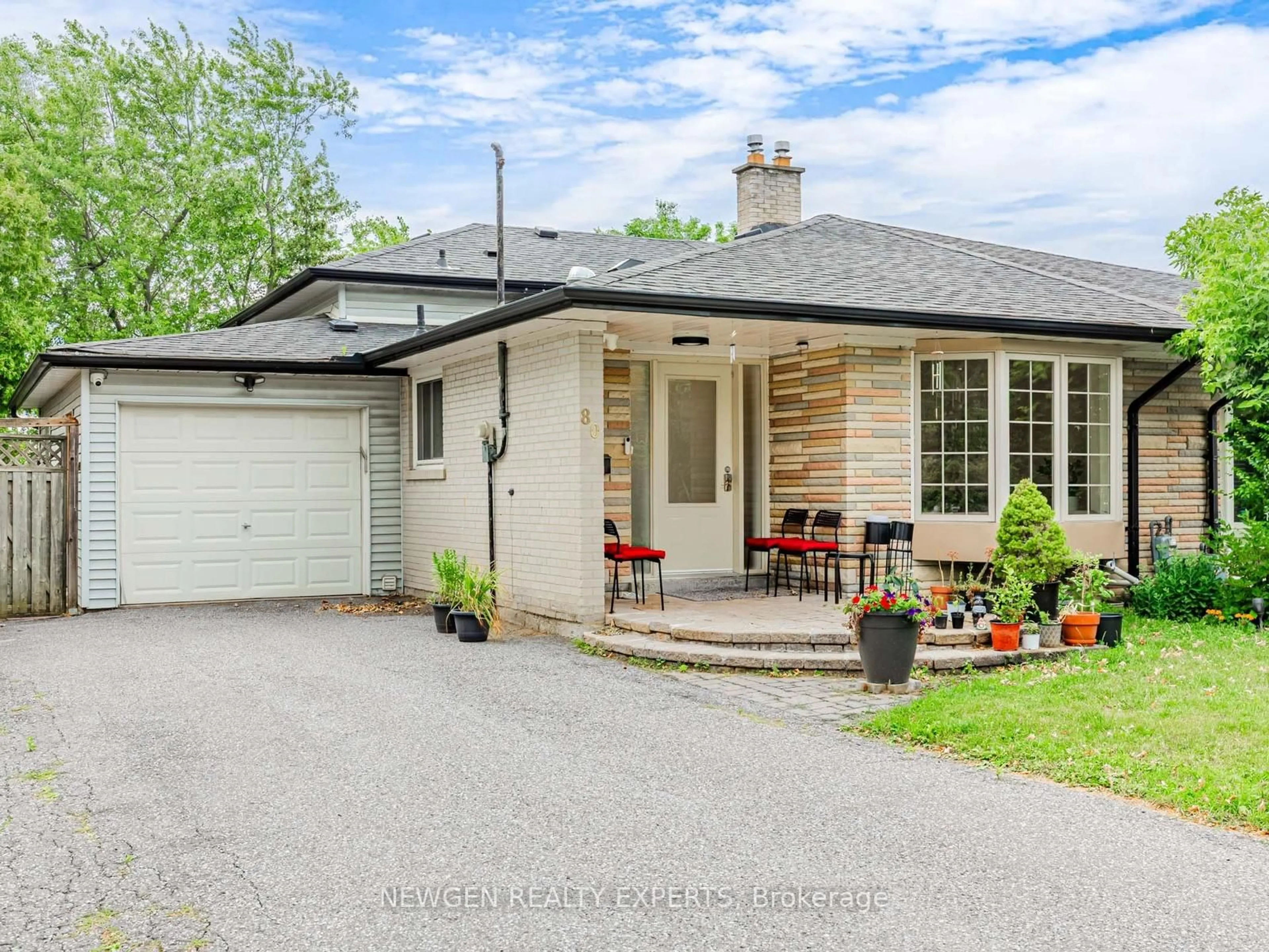 Home with brick exterior material, street for 80 Sherwood Forest Dr, Markham Ontario L3P 1R1